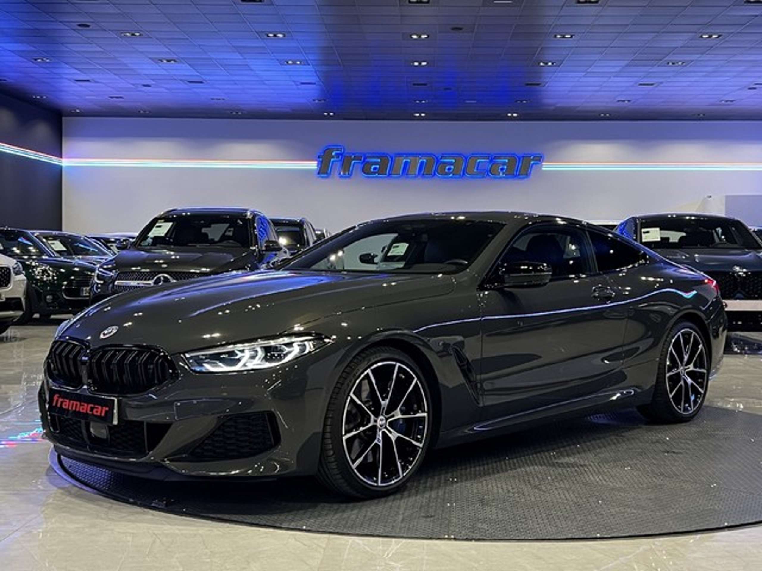 BMW - 840