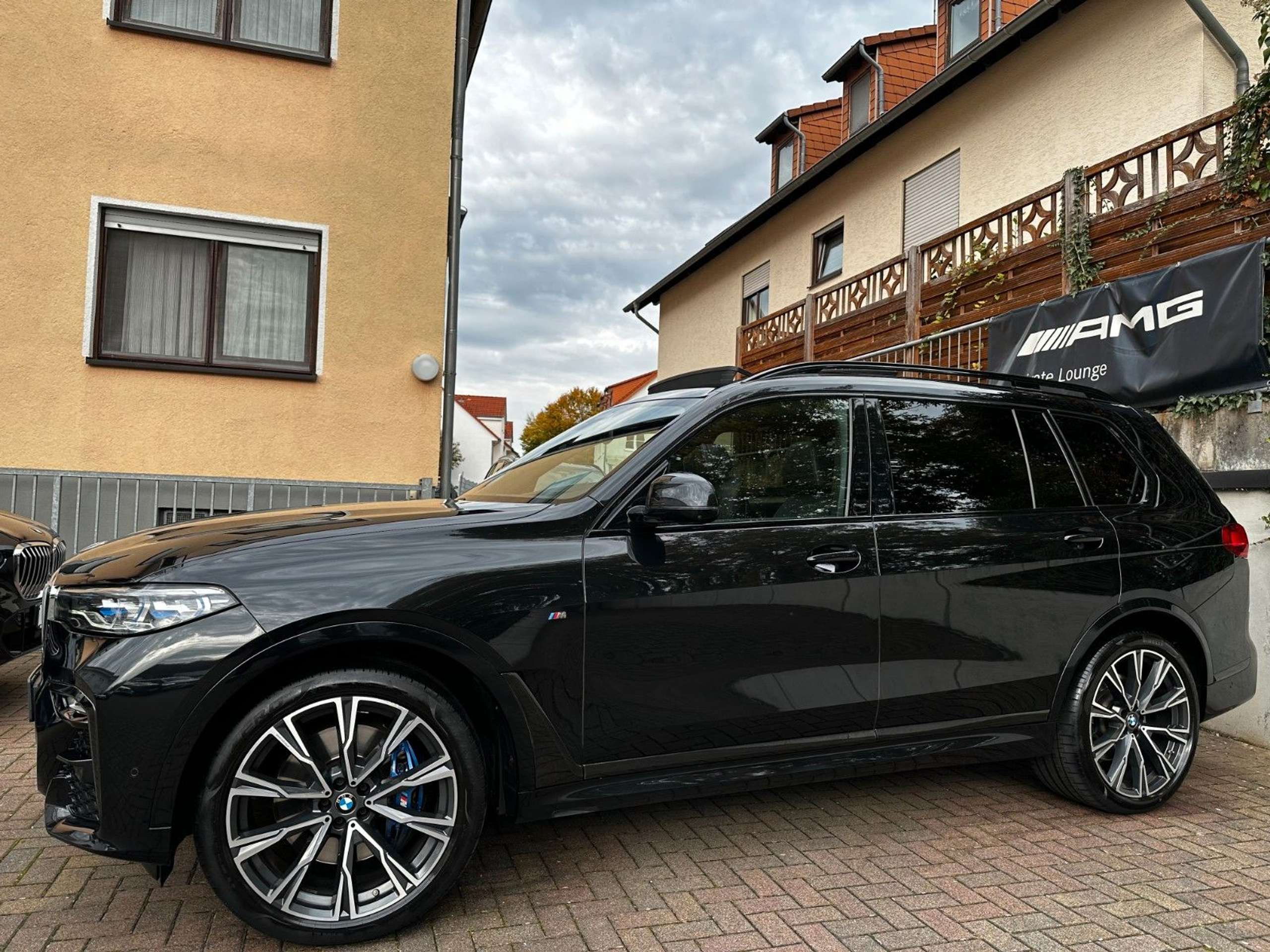 BMW - X7