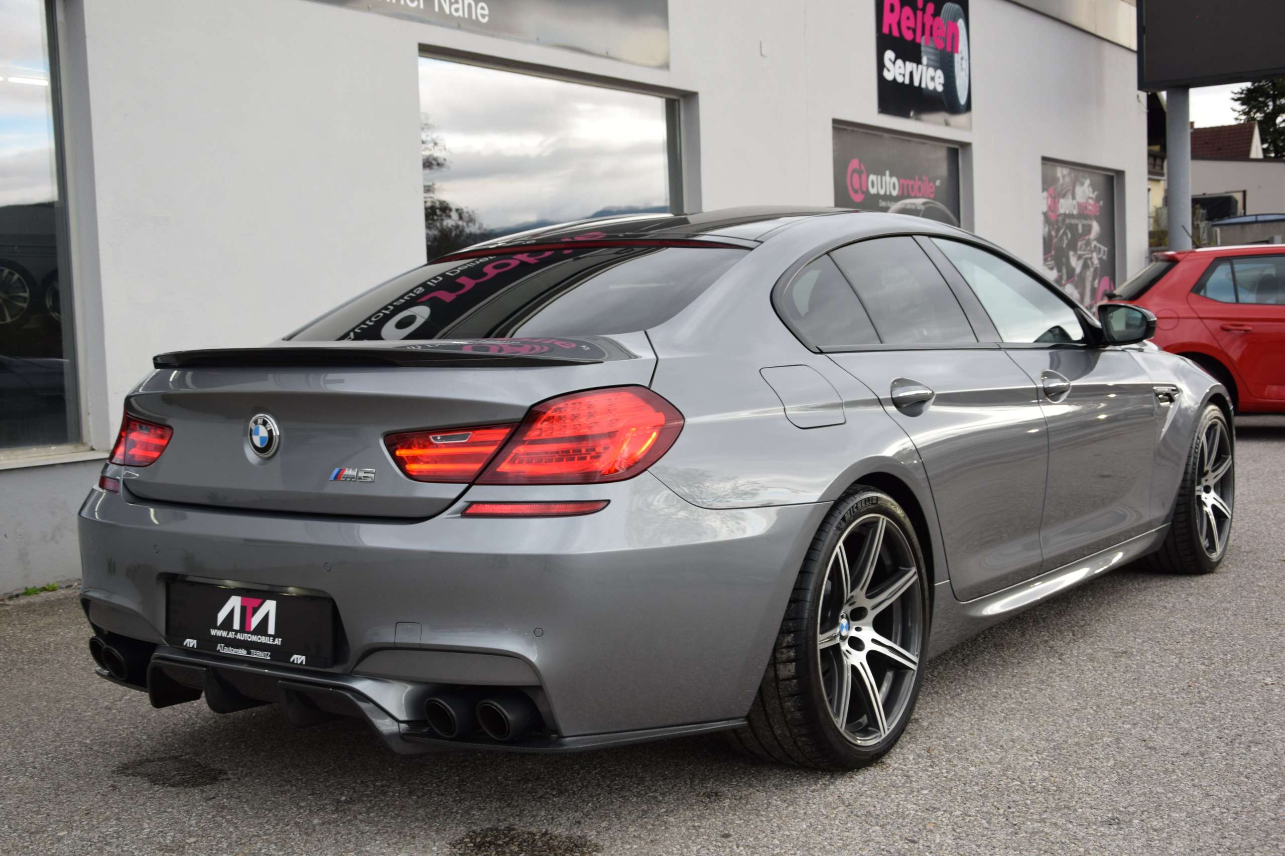 BMW - M6