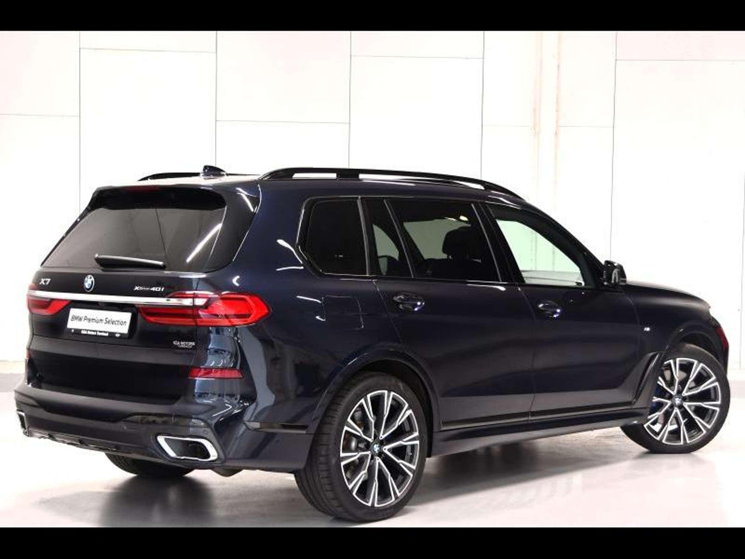 BMW - X7