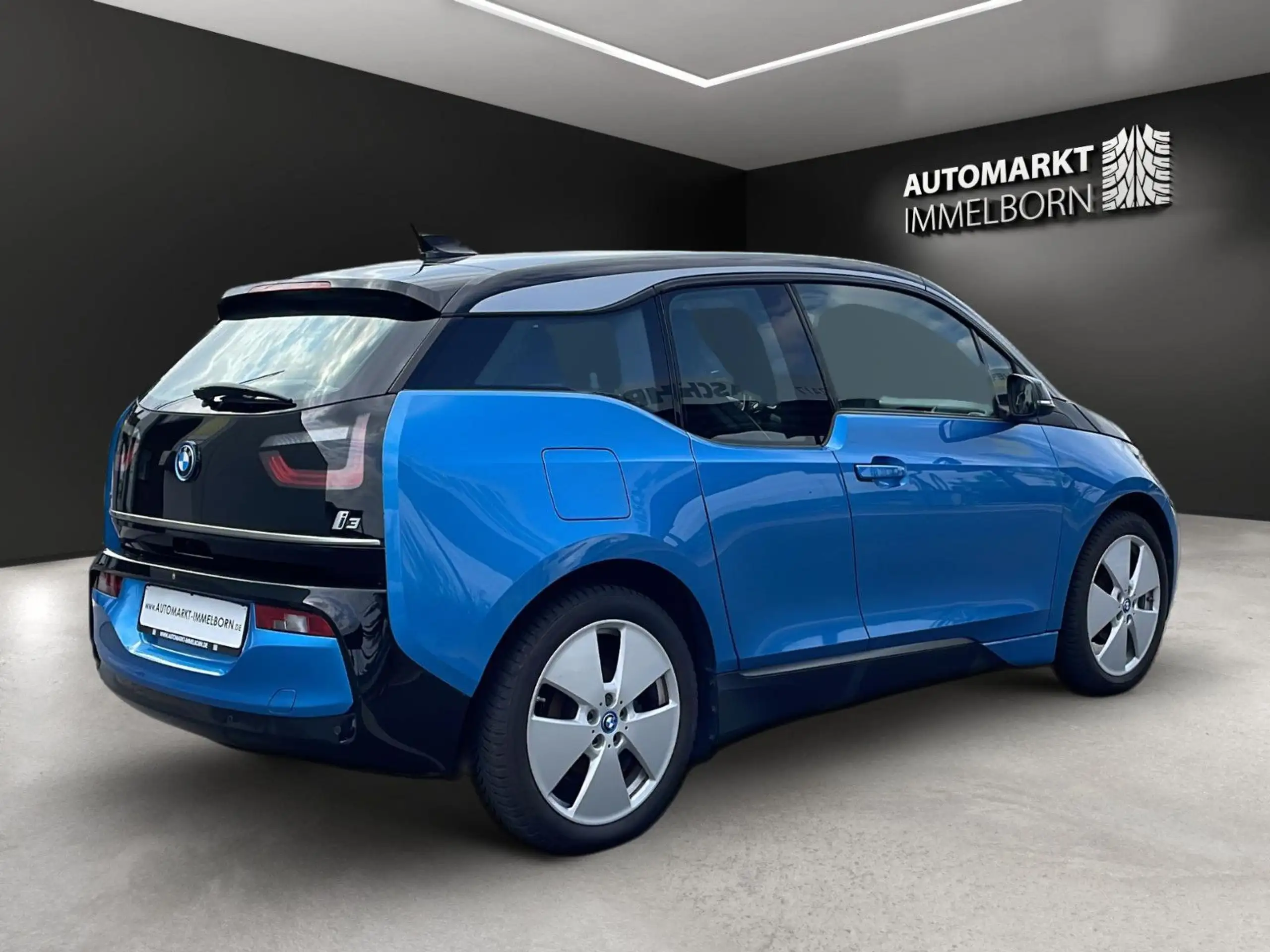 BMW - i3