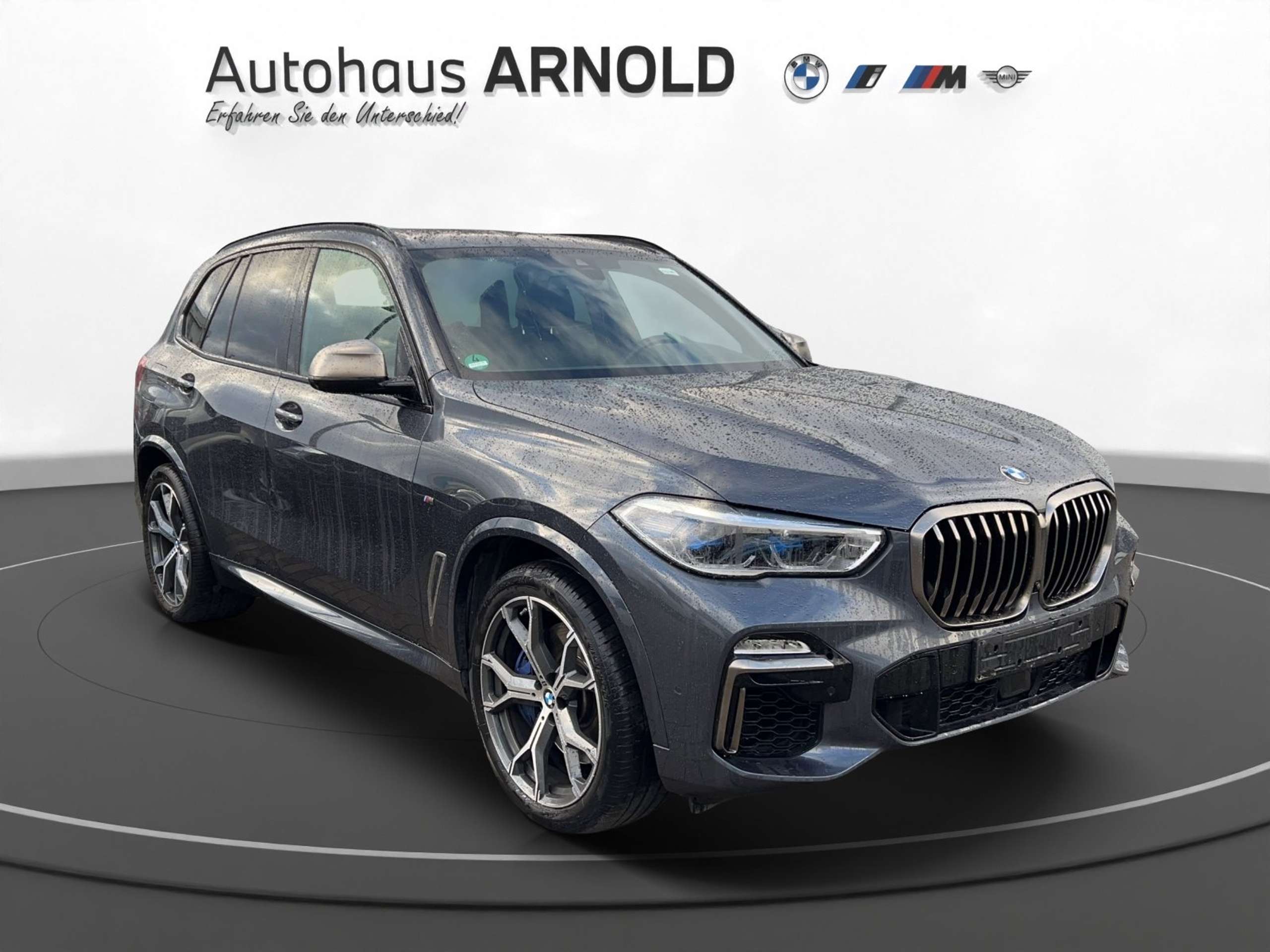 BMW - X5 M