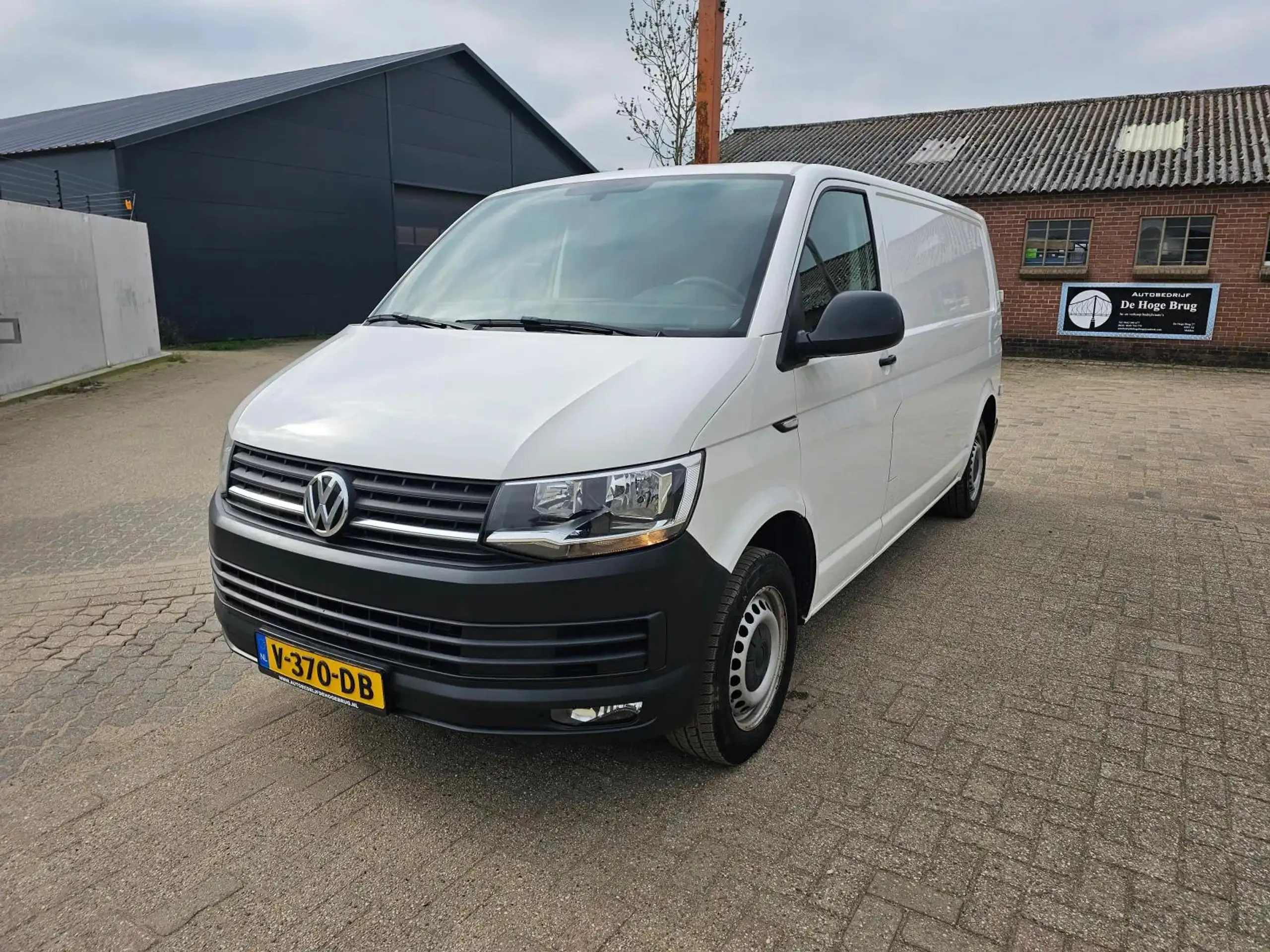 Volkswagen - Transporter