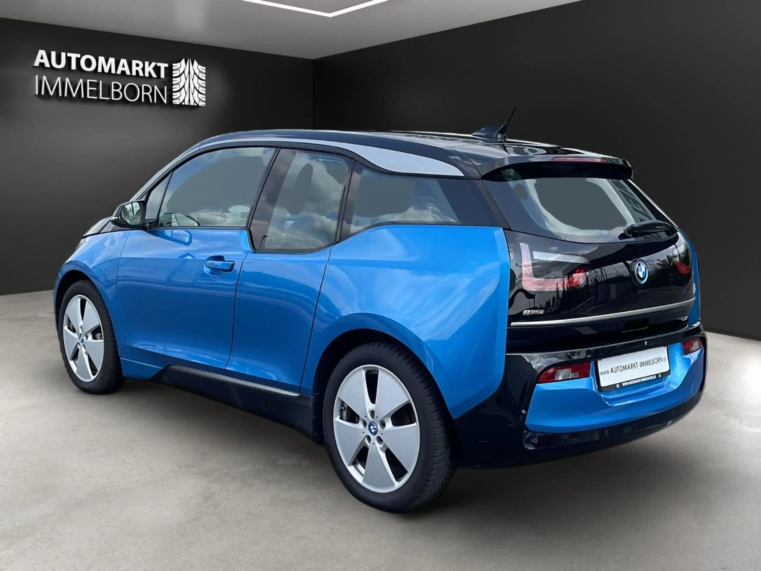 BMW - i3