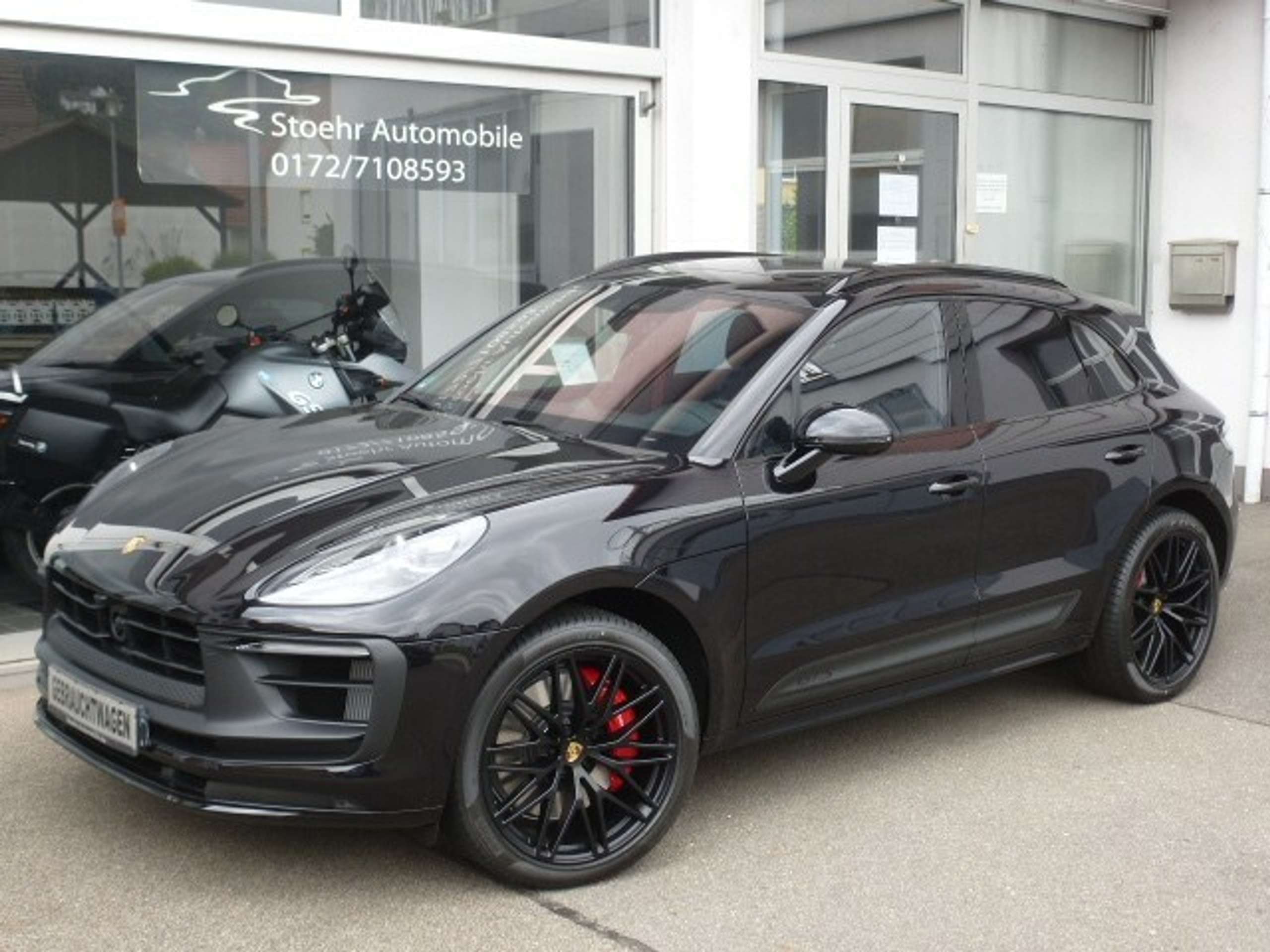 Porsche - Macan