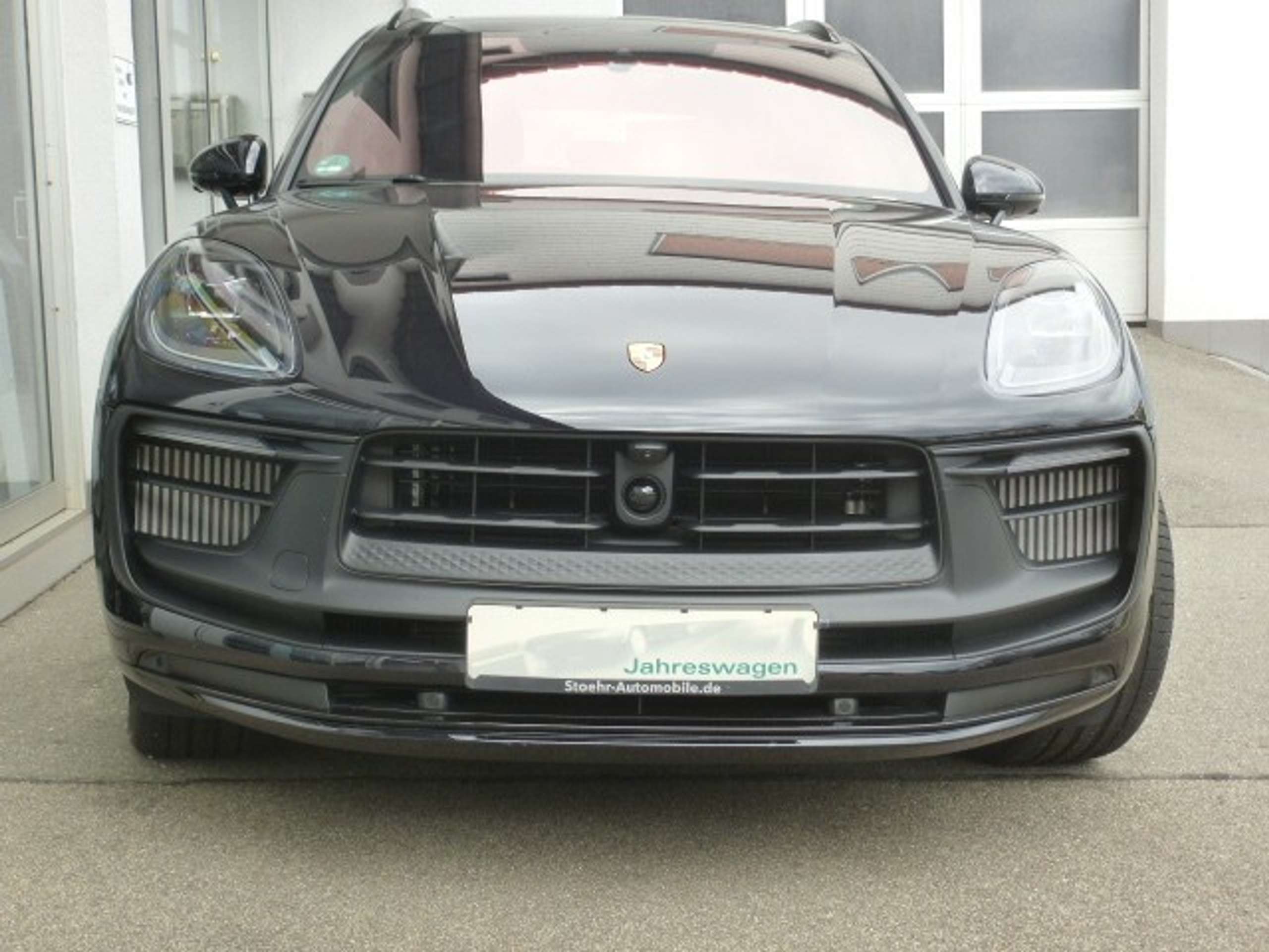 Porsche - Macan