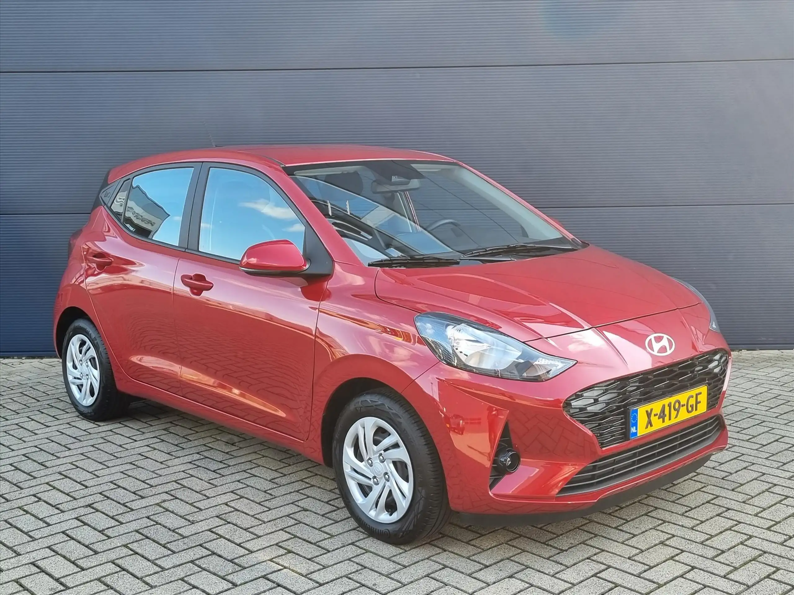 Hyundai - i10