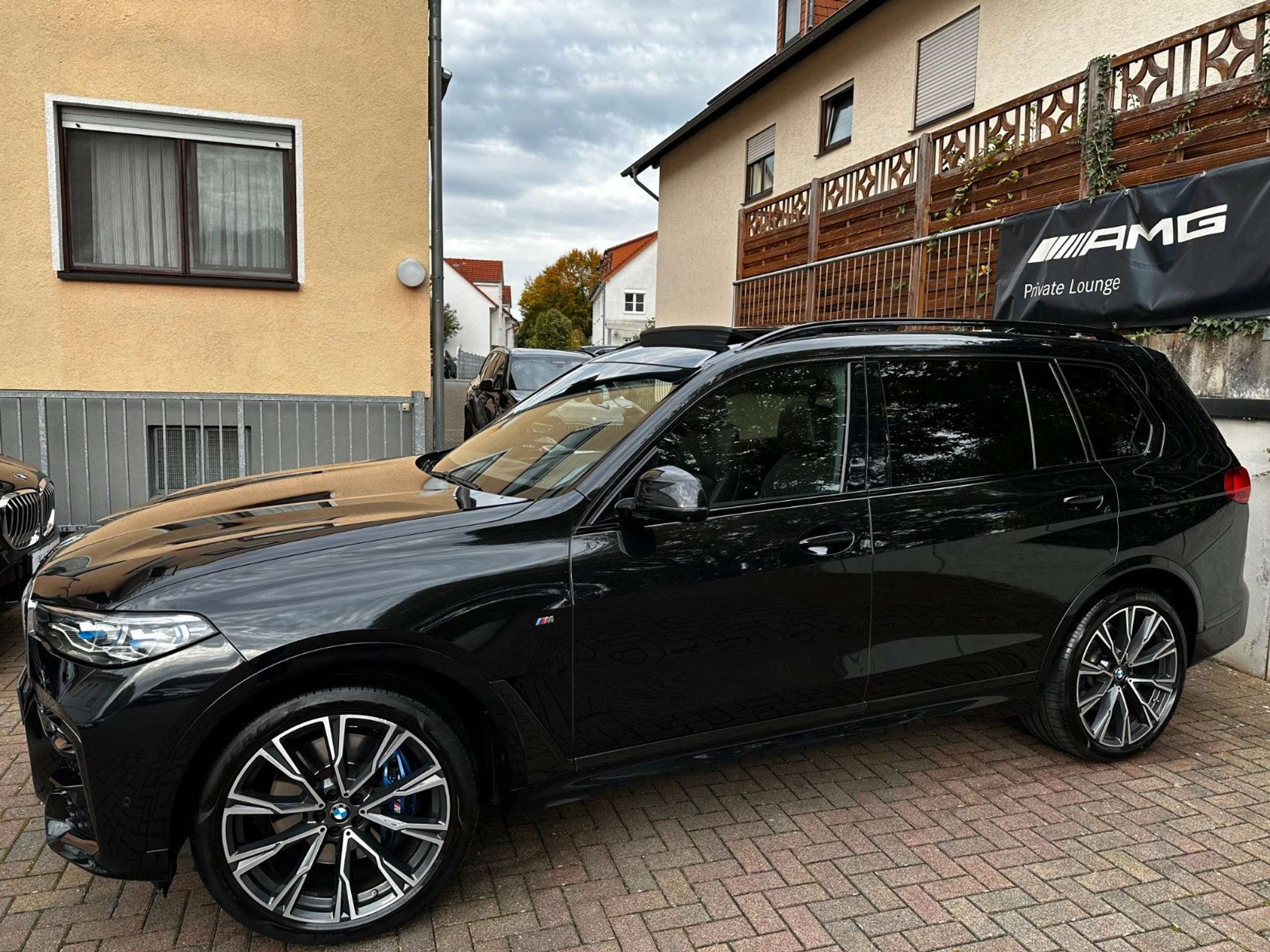 BMW - X7