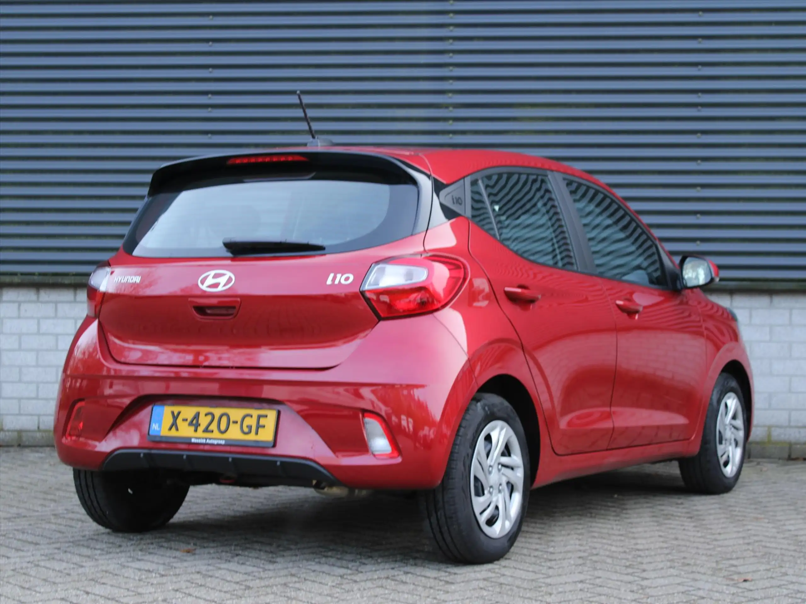 Hyundai - i10