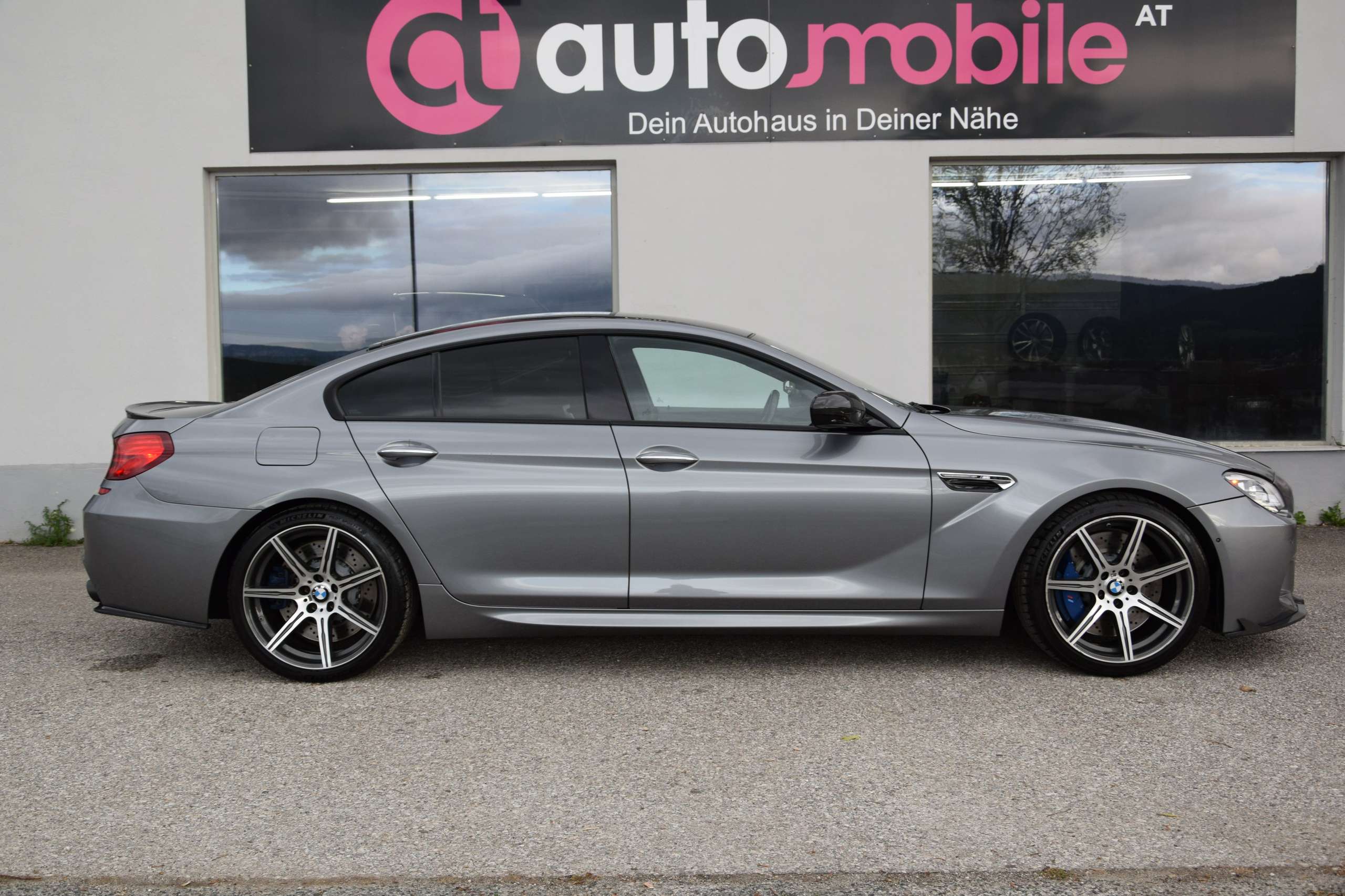 BMW - M6