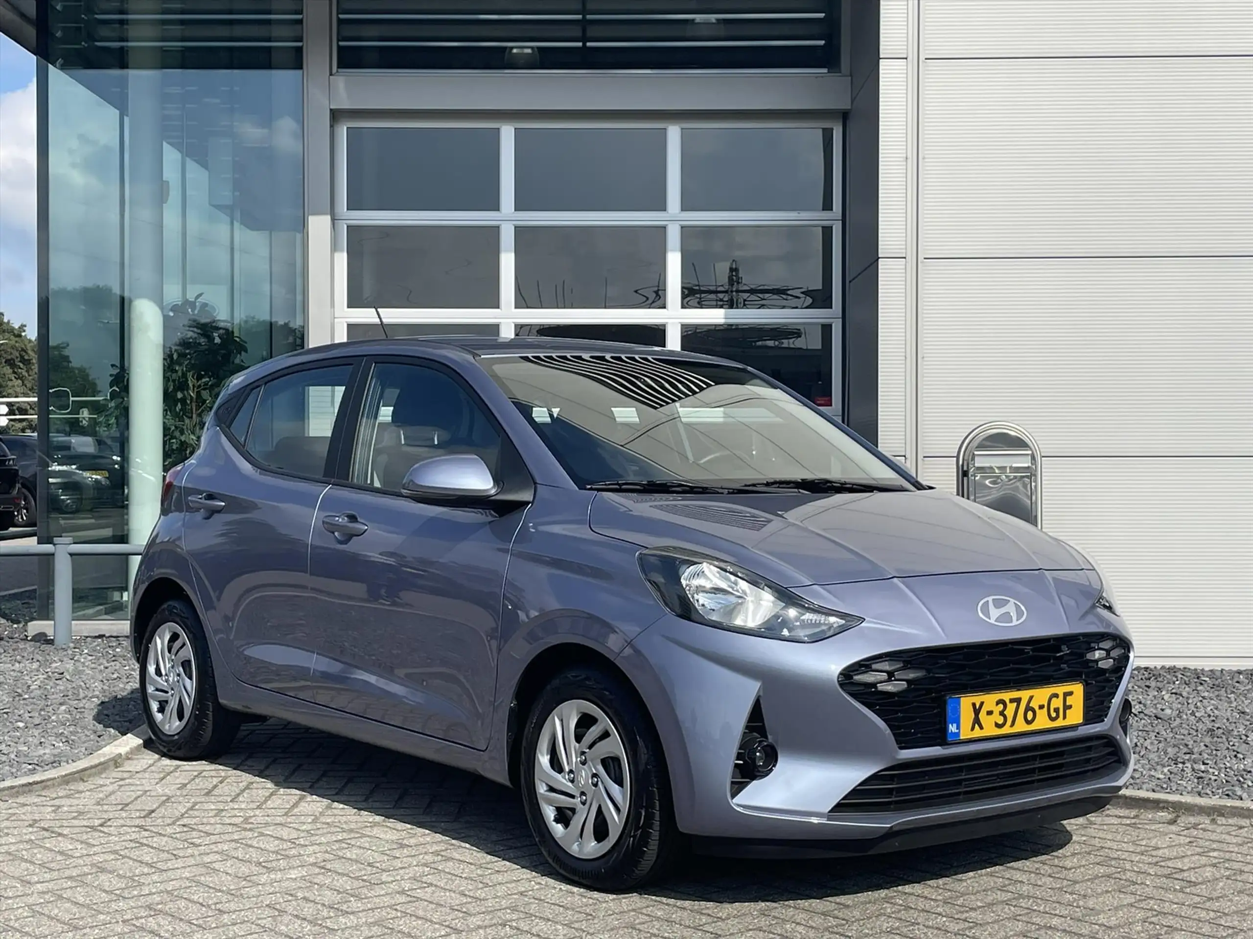 Hyundai - i10