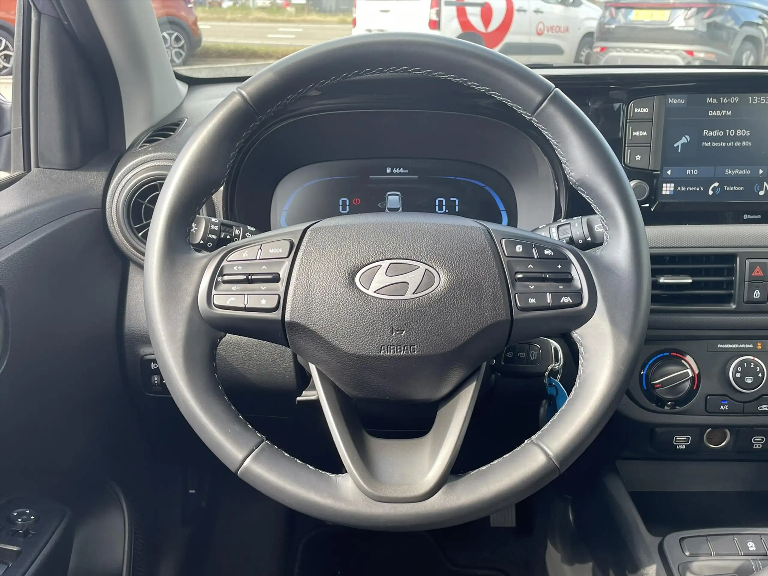 Hyundai - i10