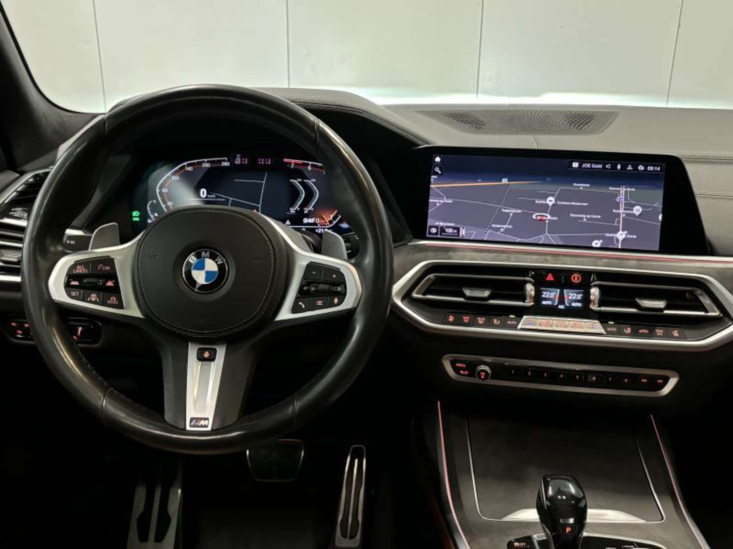 BMW - X7