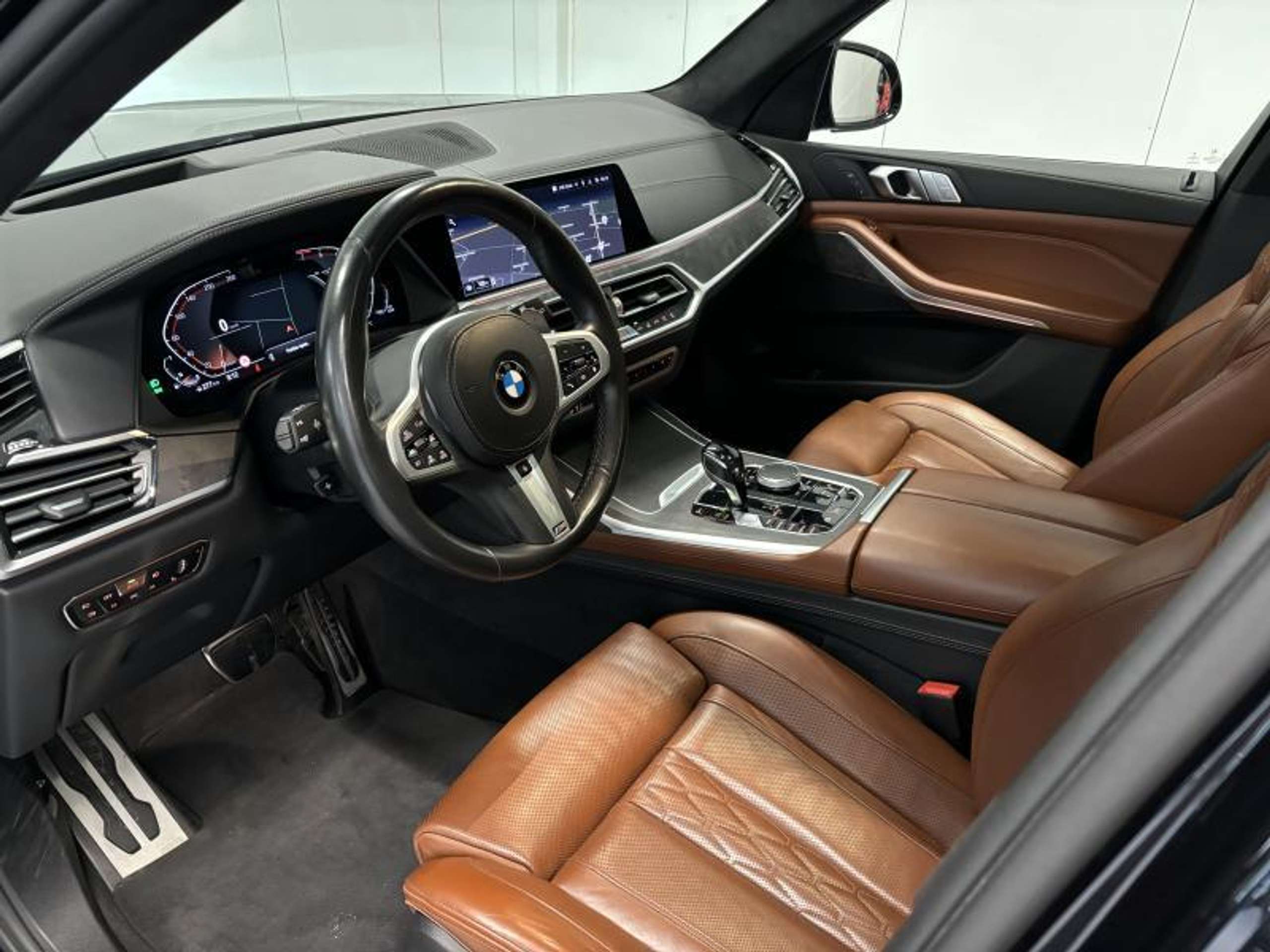 BMW - X7