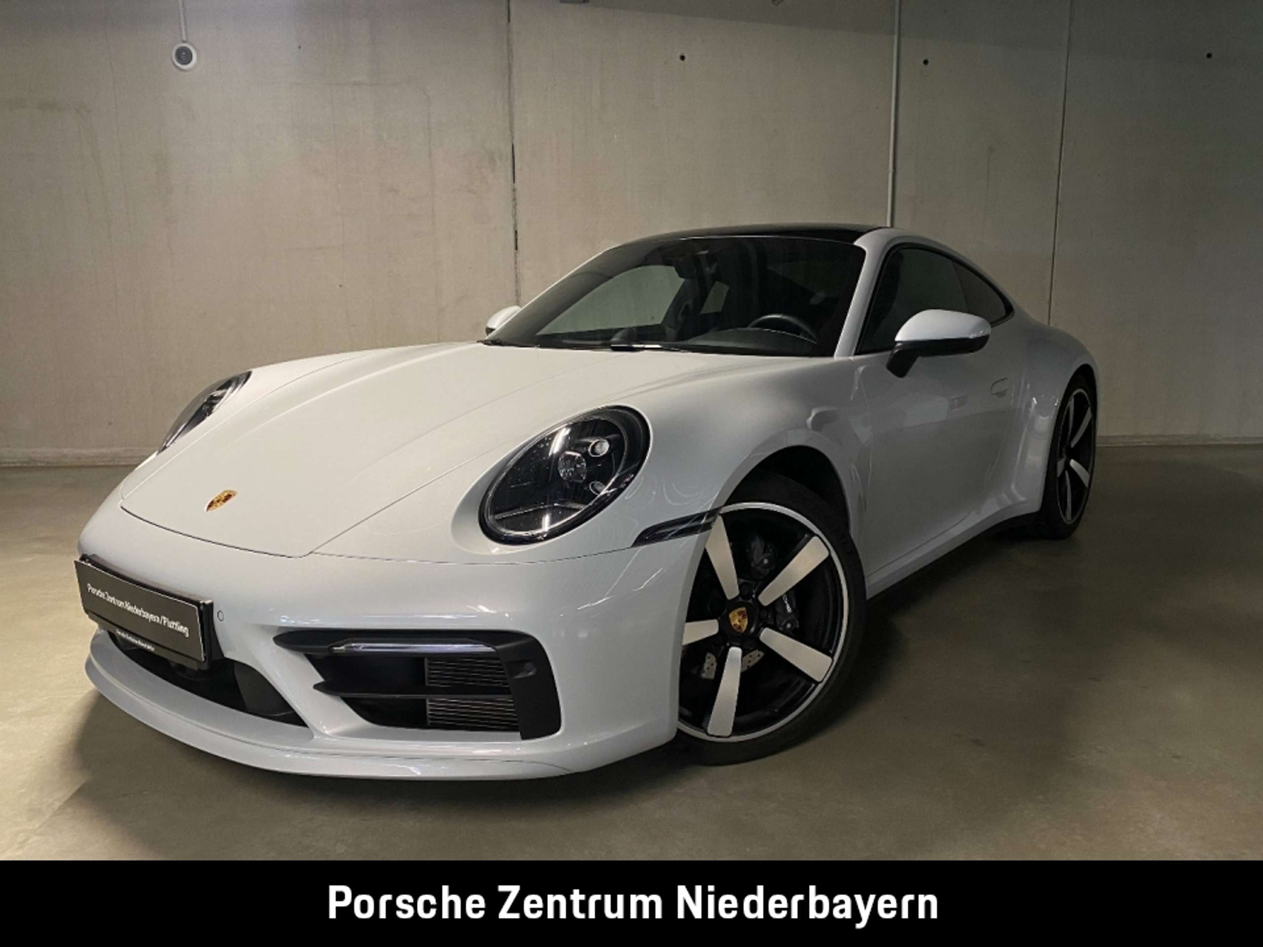 Porsche 992 2023