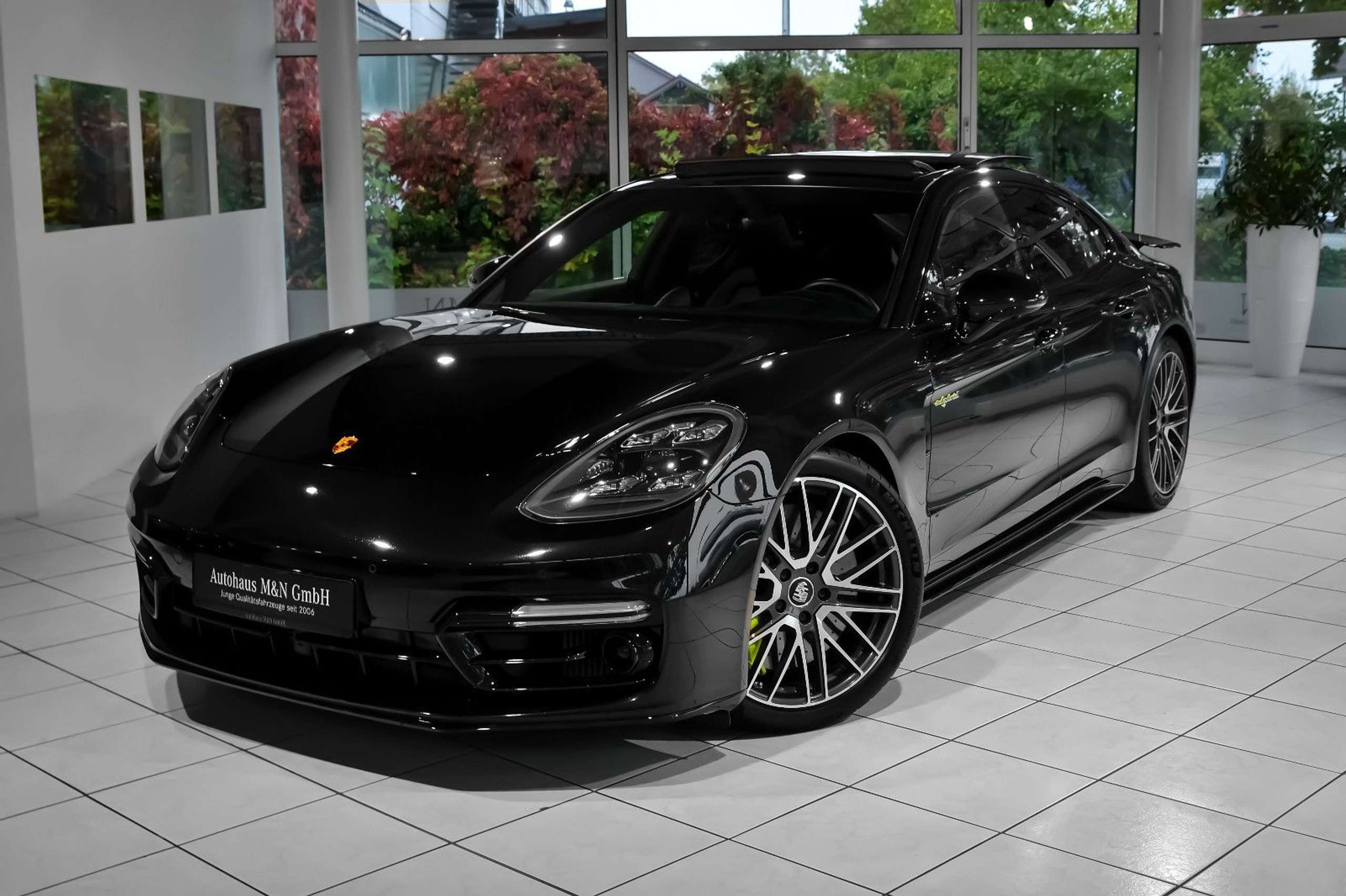 Porsche - Panamera