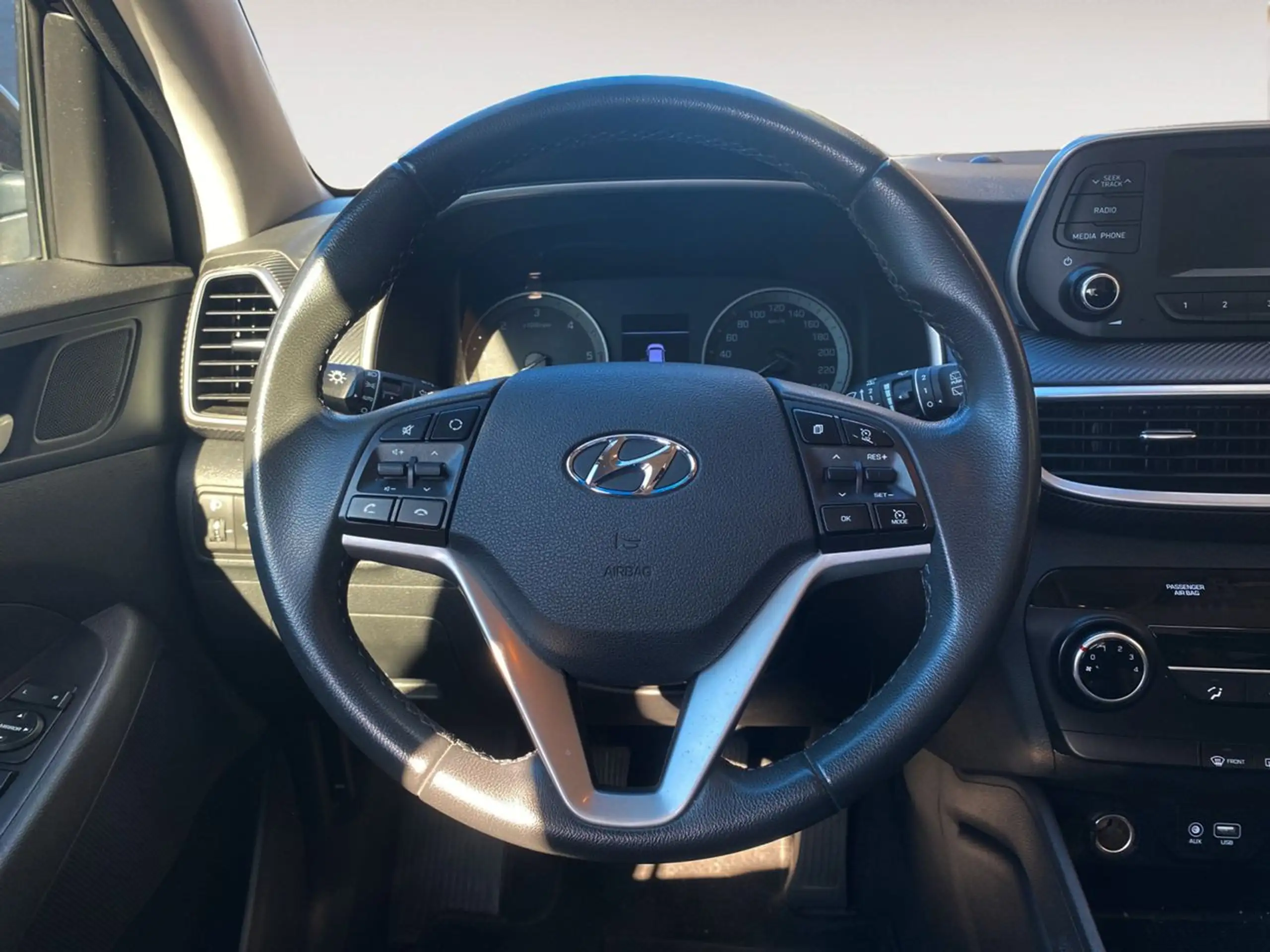 Hyundai - TUCSON