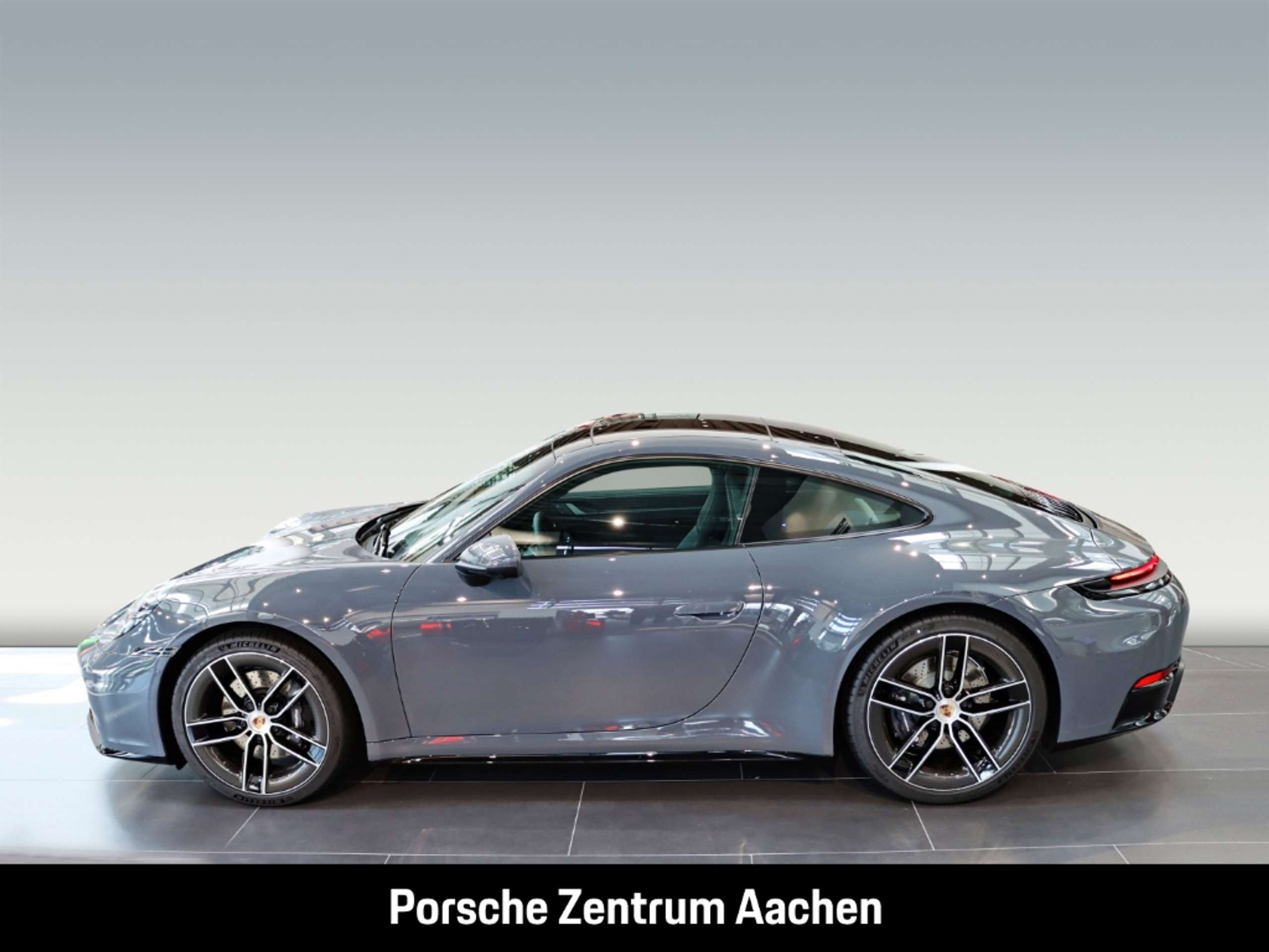 Porsche - 992