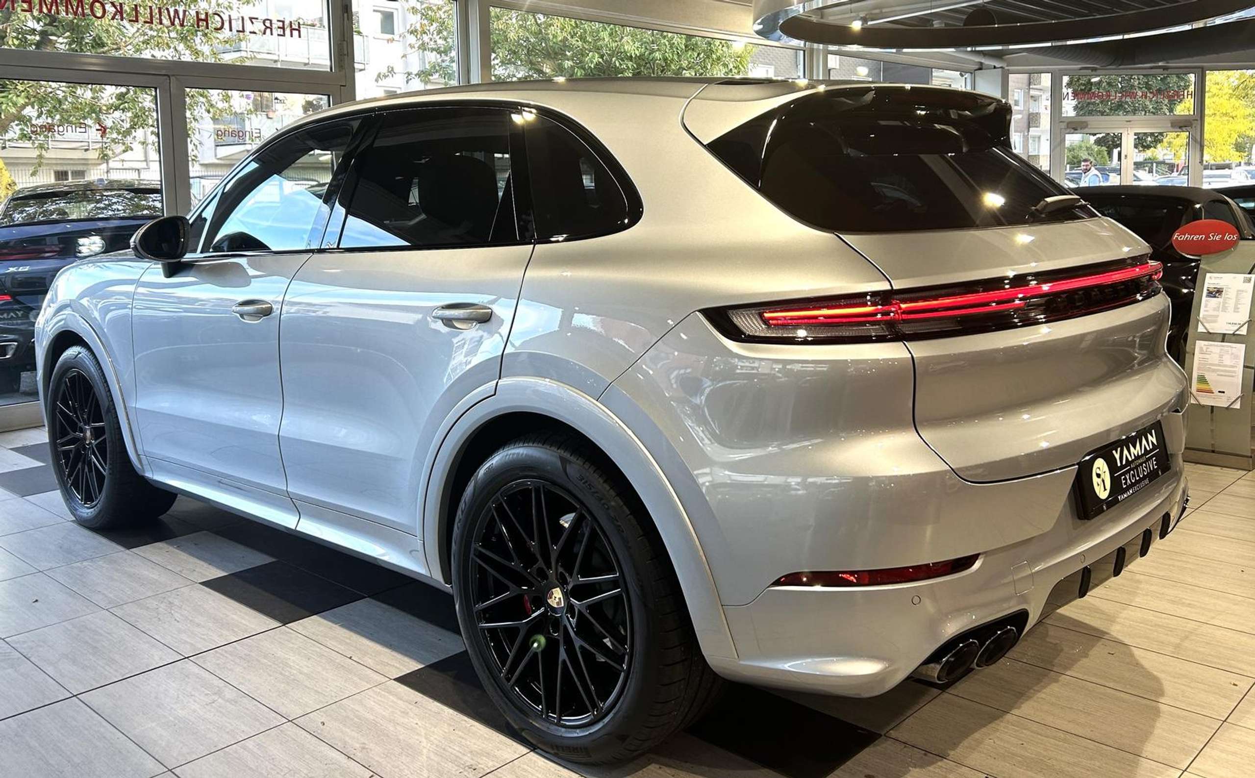 Porsche - Cayenne