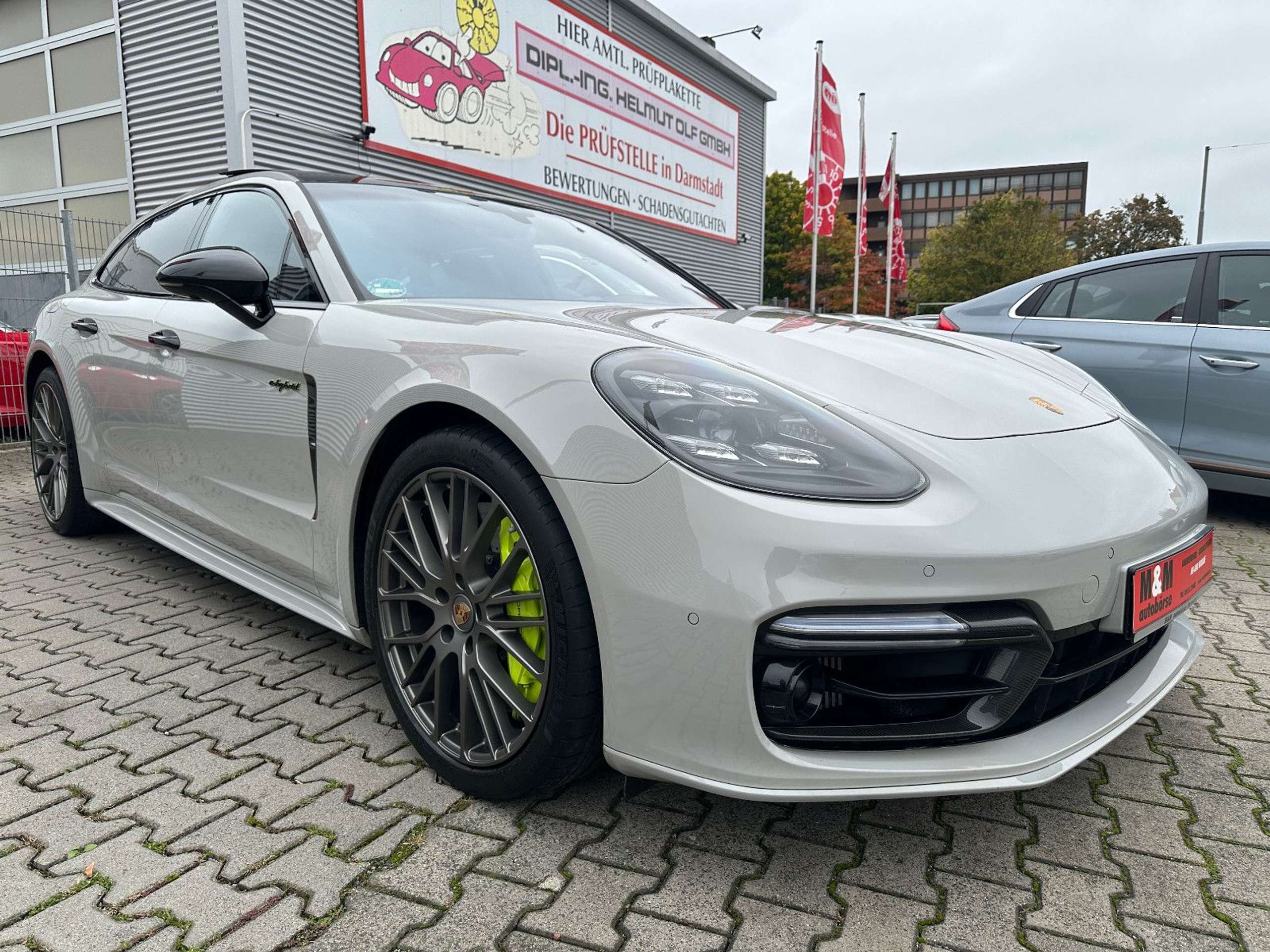 Porsche - Panamera