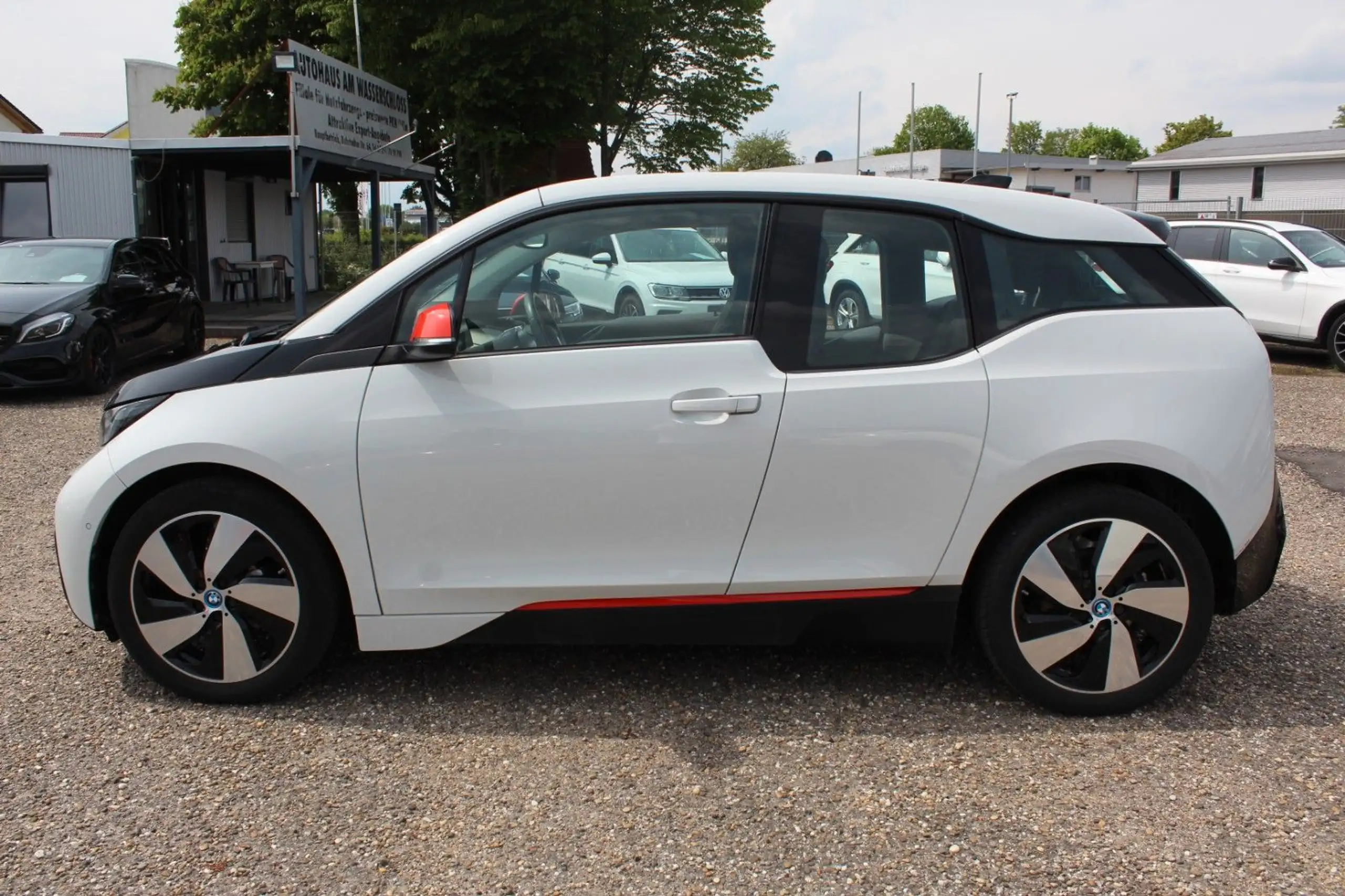 BMW - i3