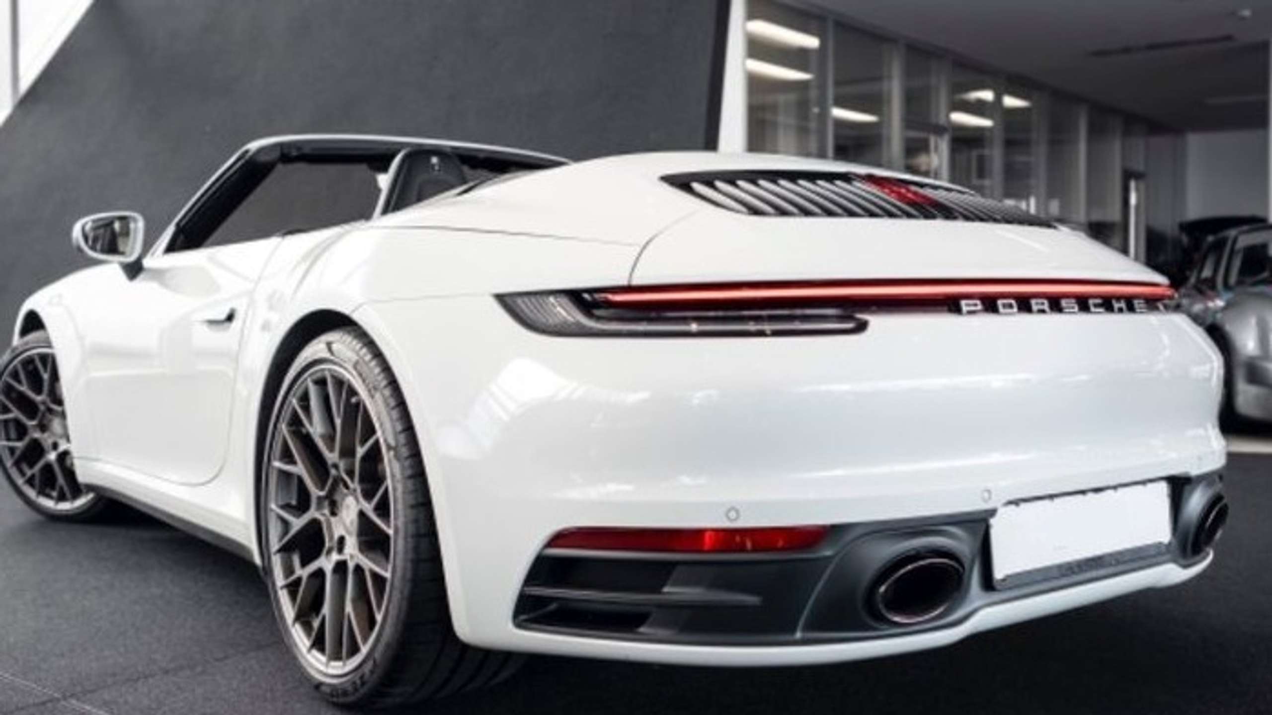 Porsche - 992