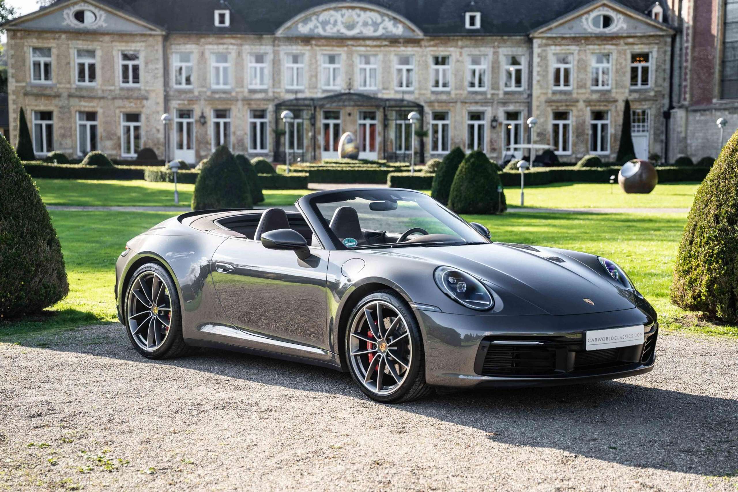 Porsche 992 2019