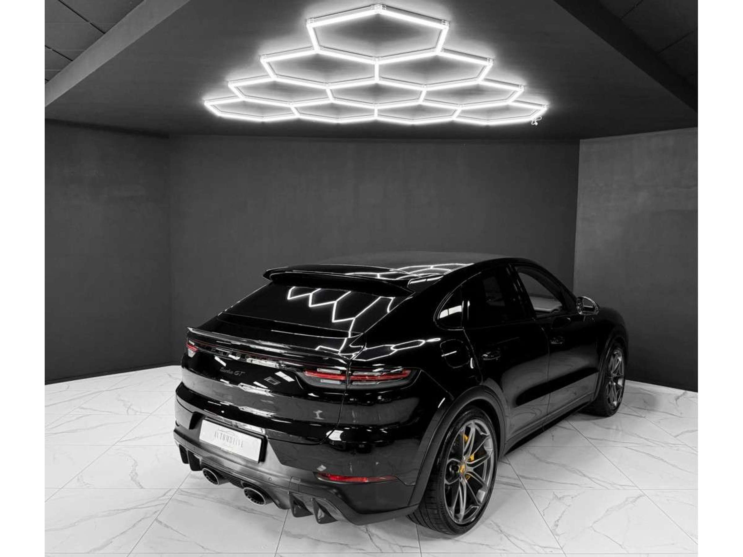 Porsche - Cayenne