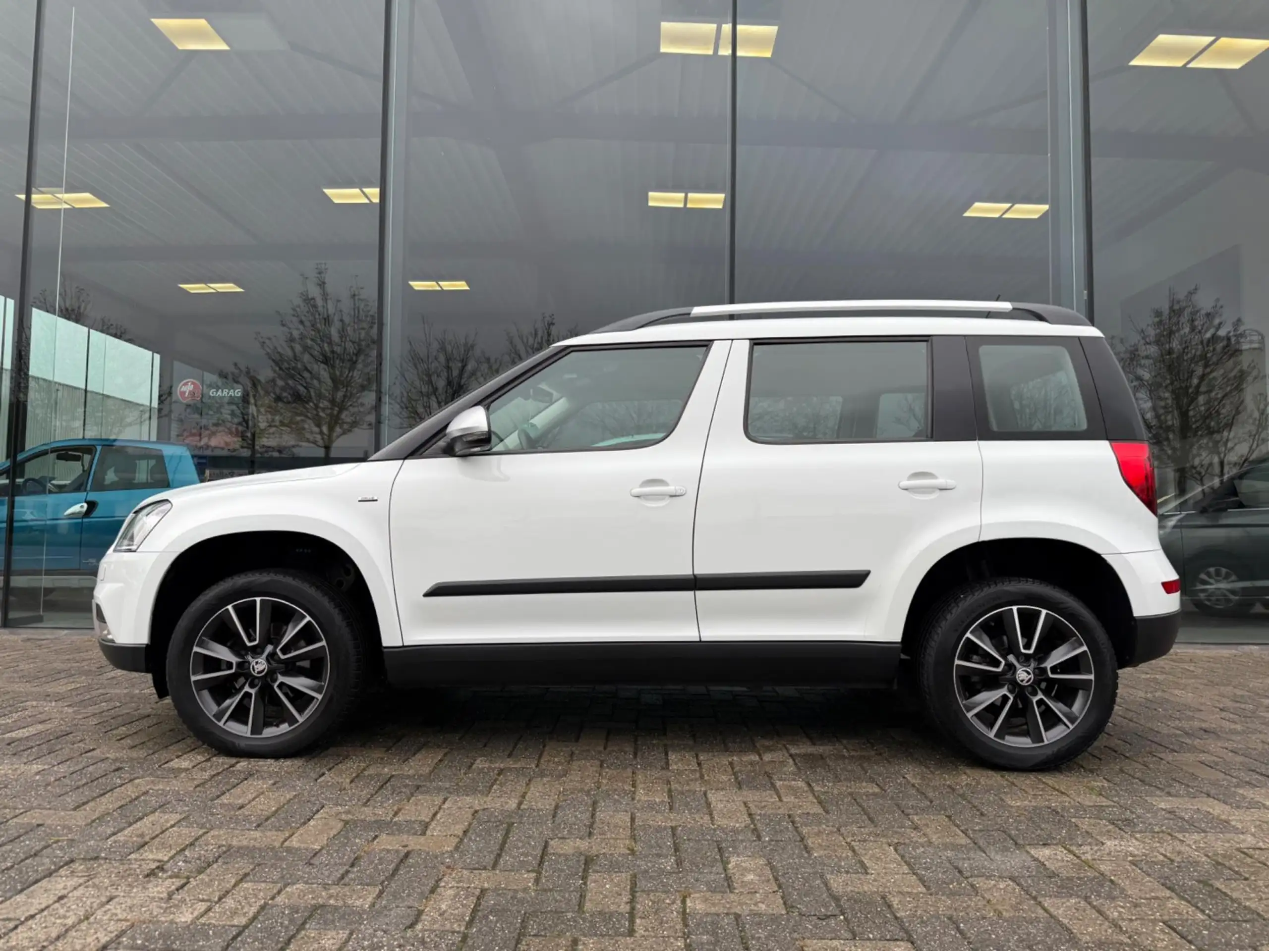 Skoda - Yeti