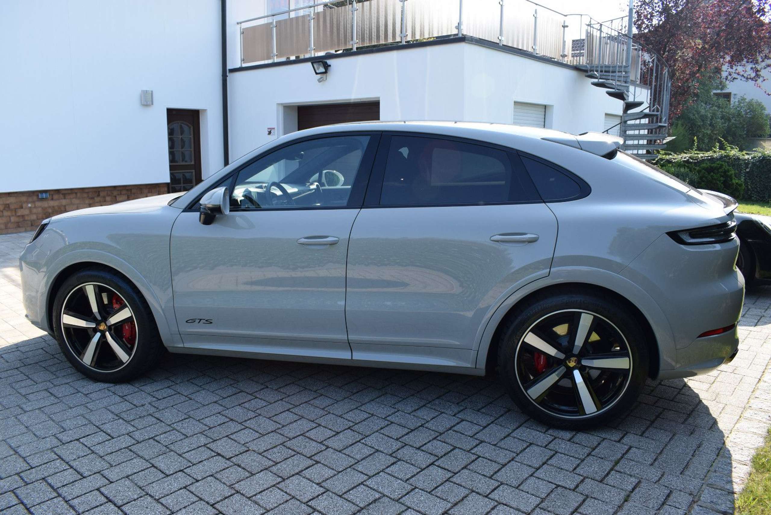 Porsche - Cayenne