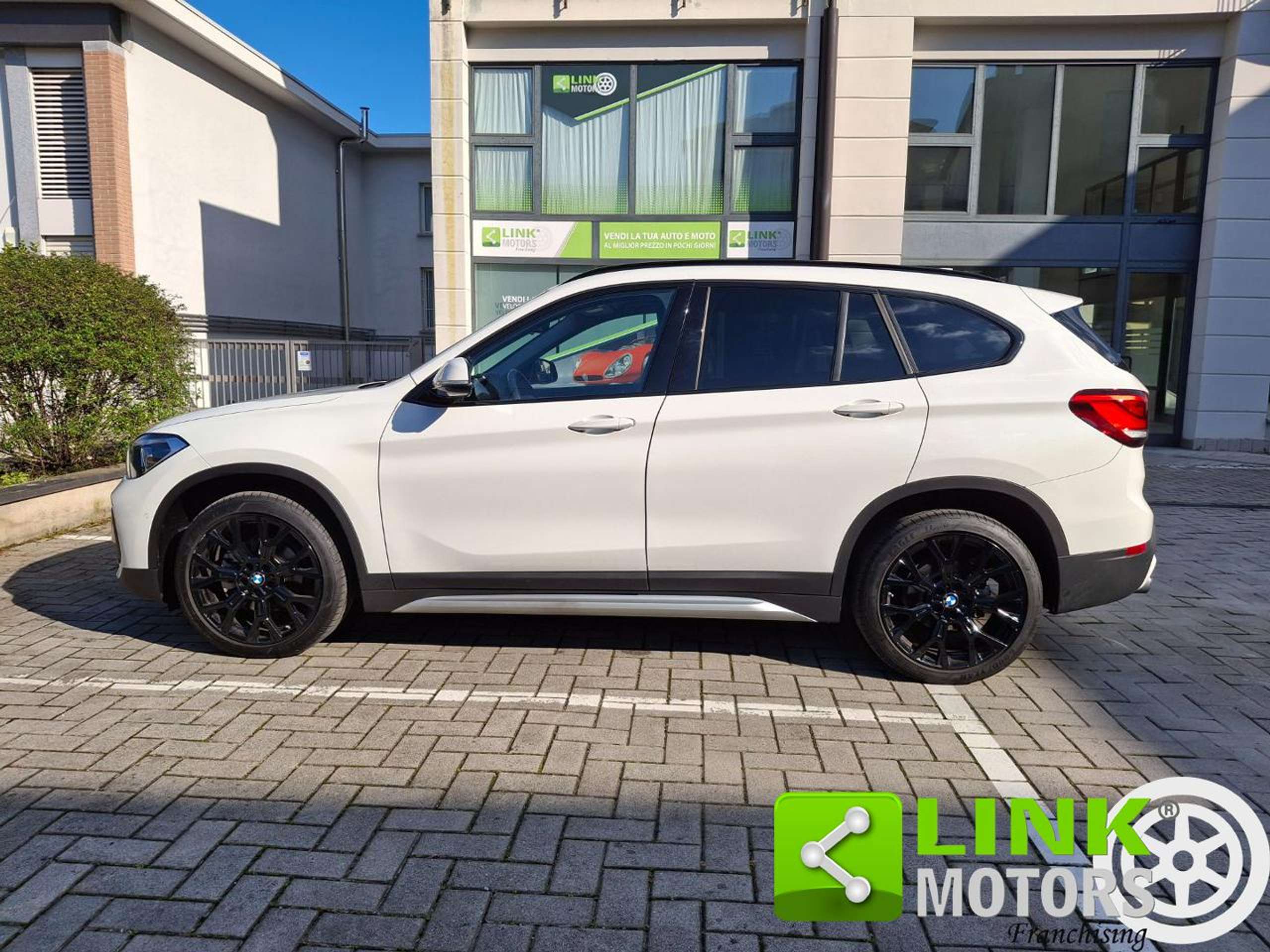 BMW - X1