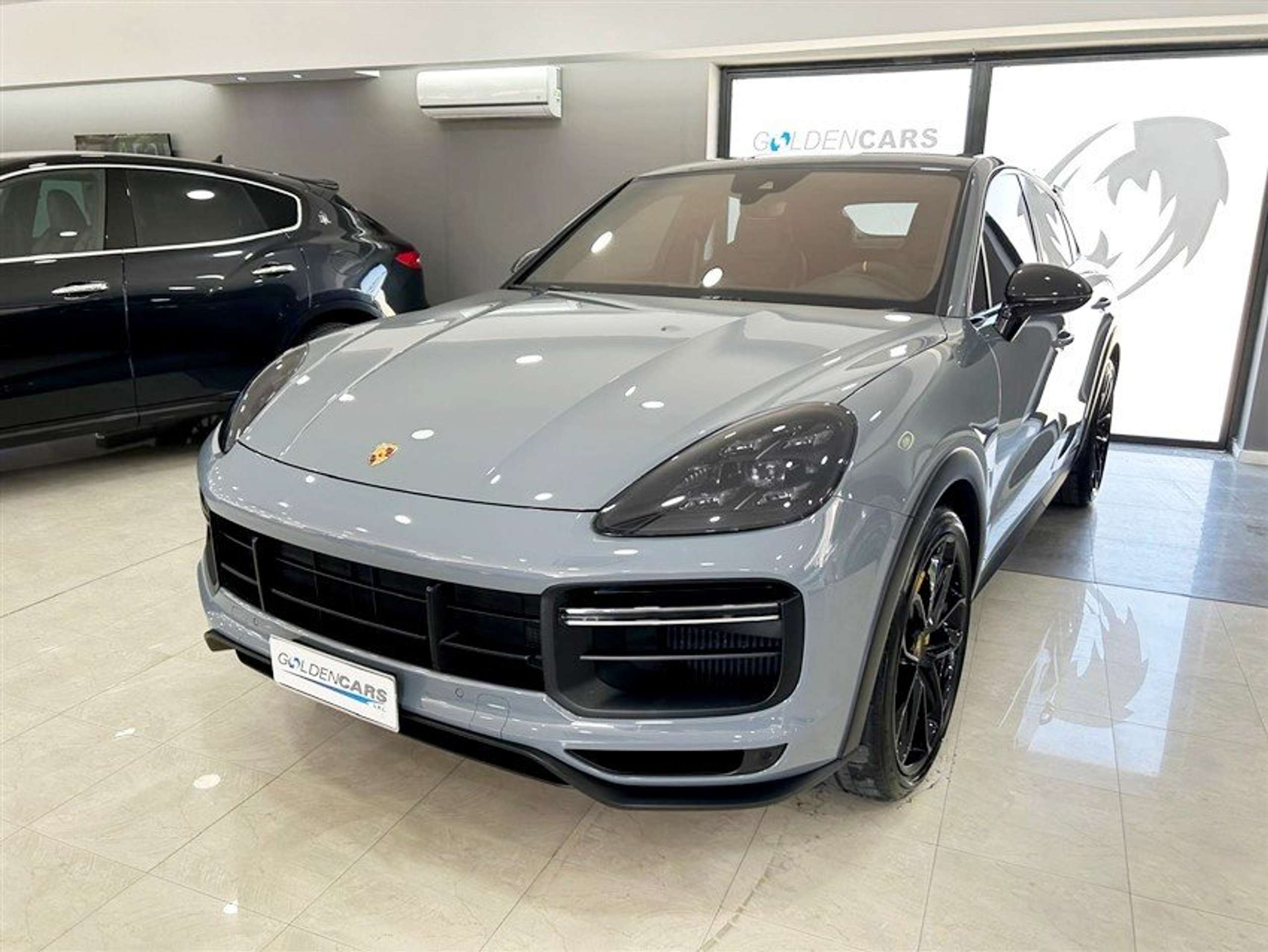 Porsche - Cayenne