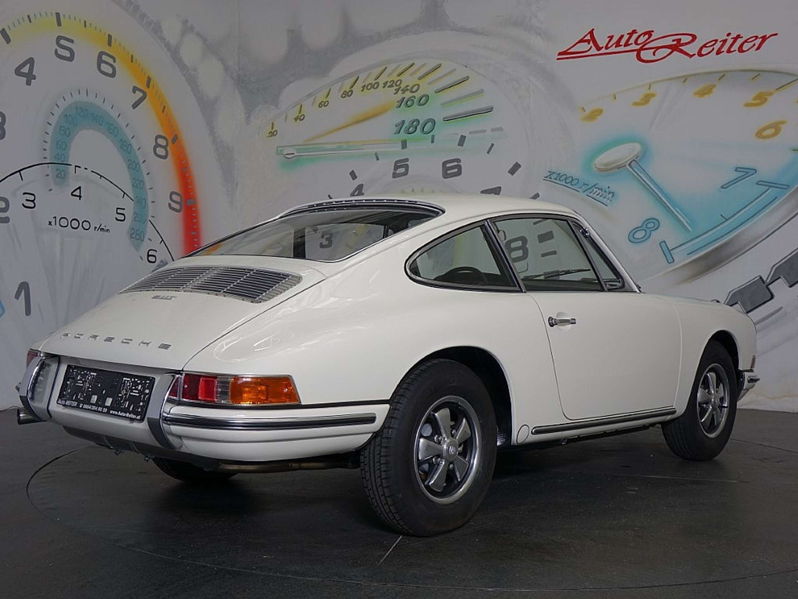 Porsche - 911