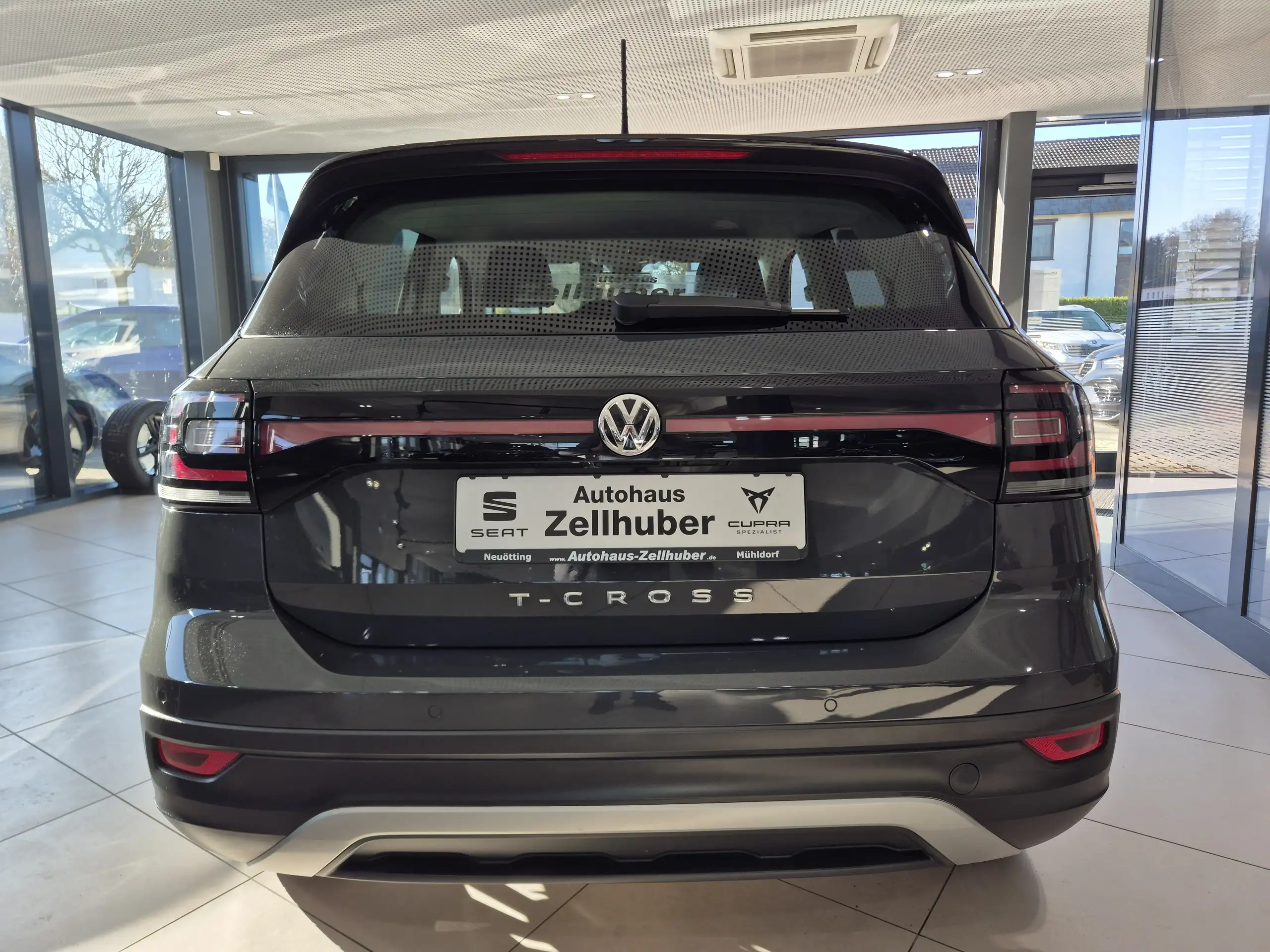 Volkswagen - T-Cross