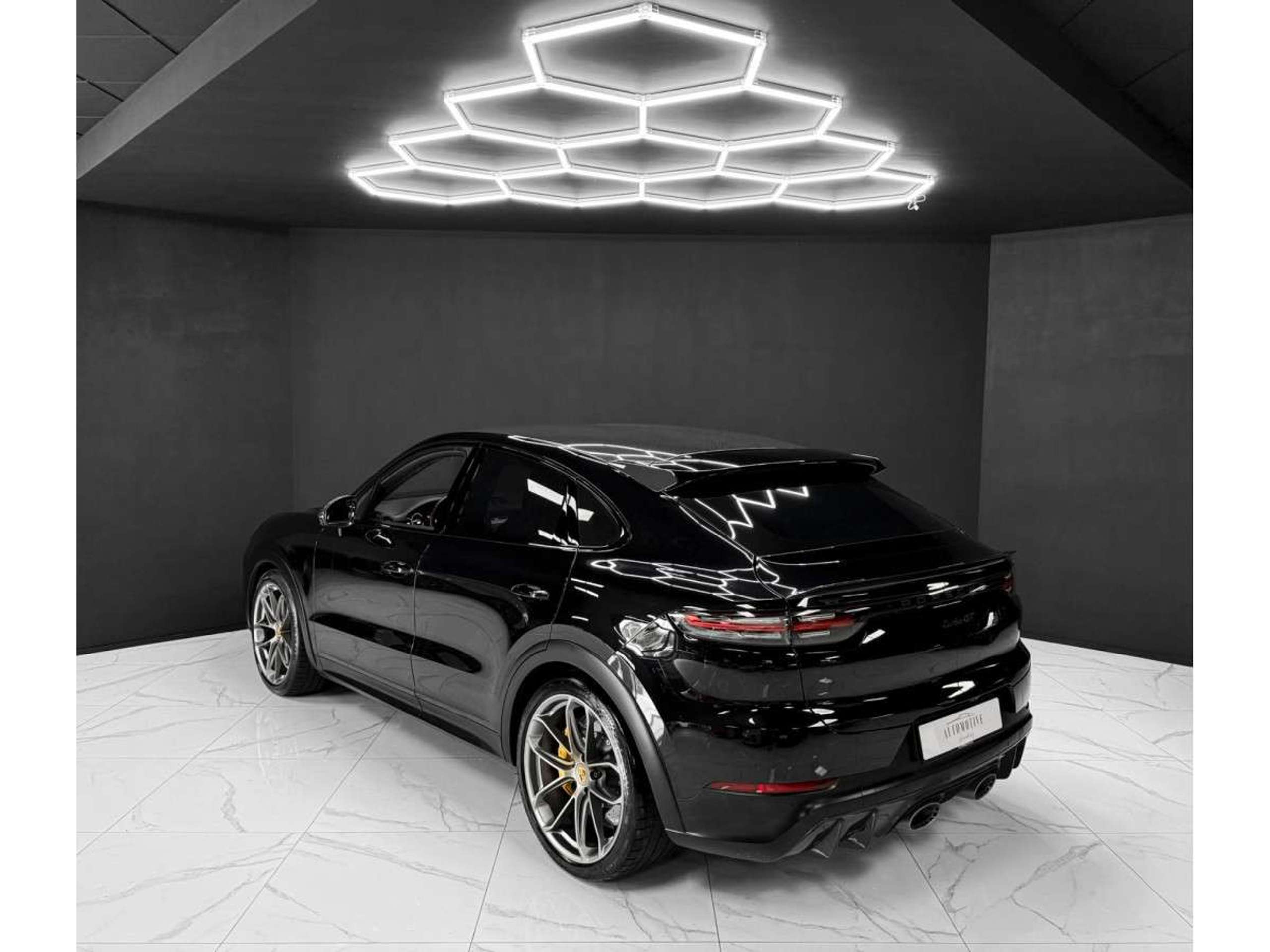 Porsche - Cayenne