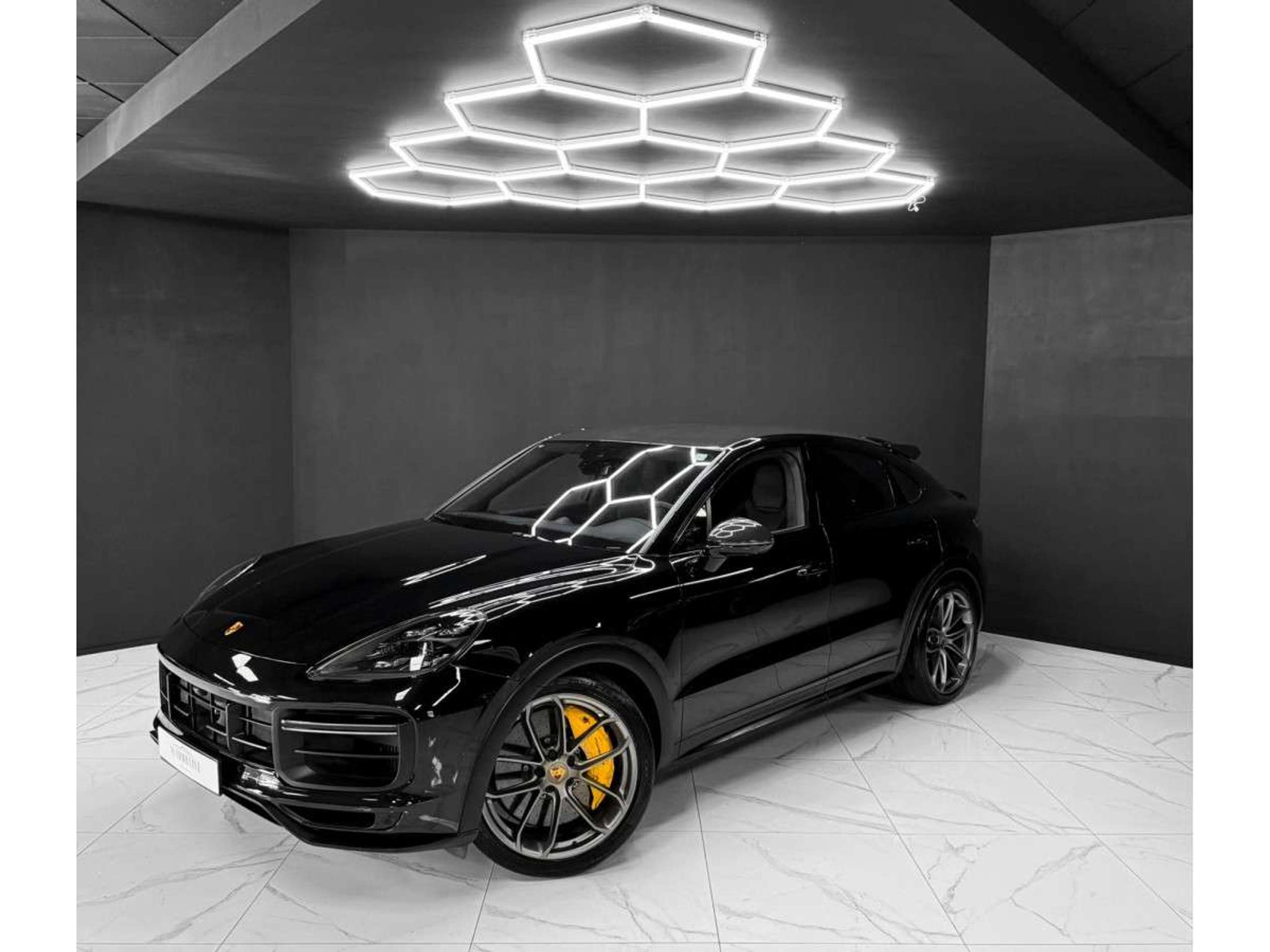 Porsche - Cayenne