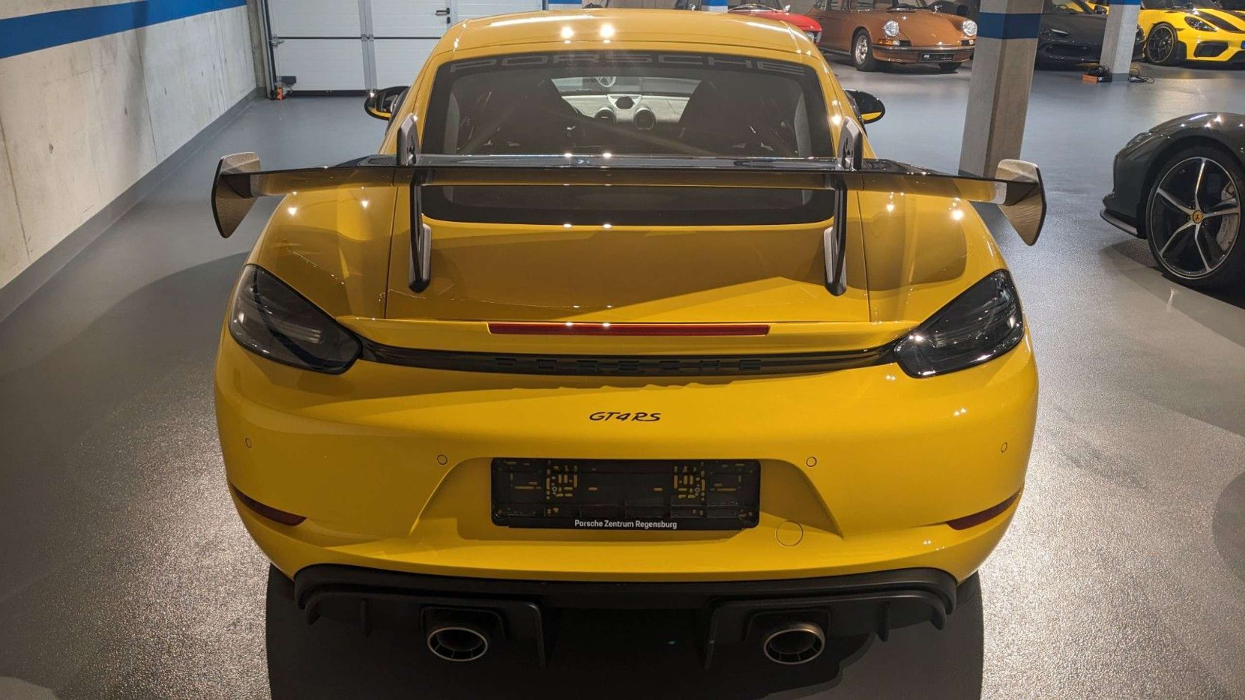 Porsche - Cayman