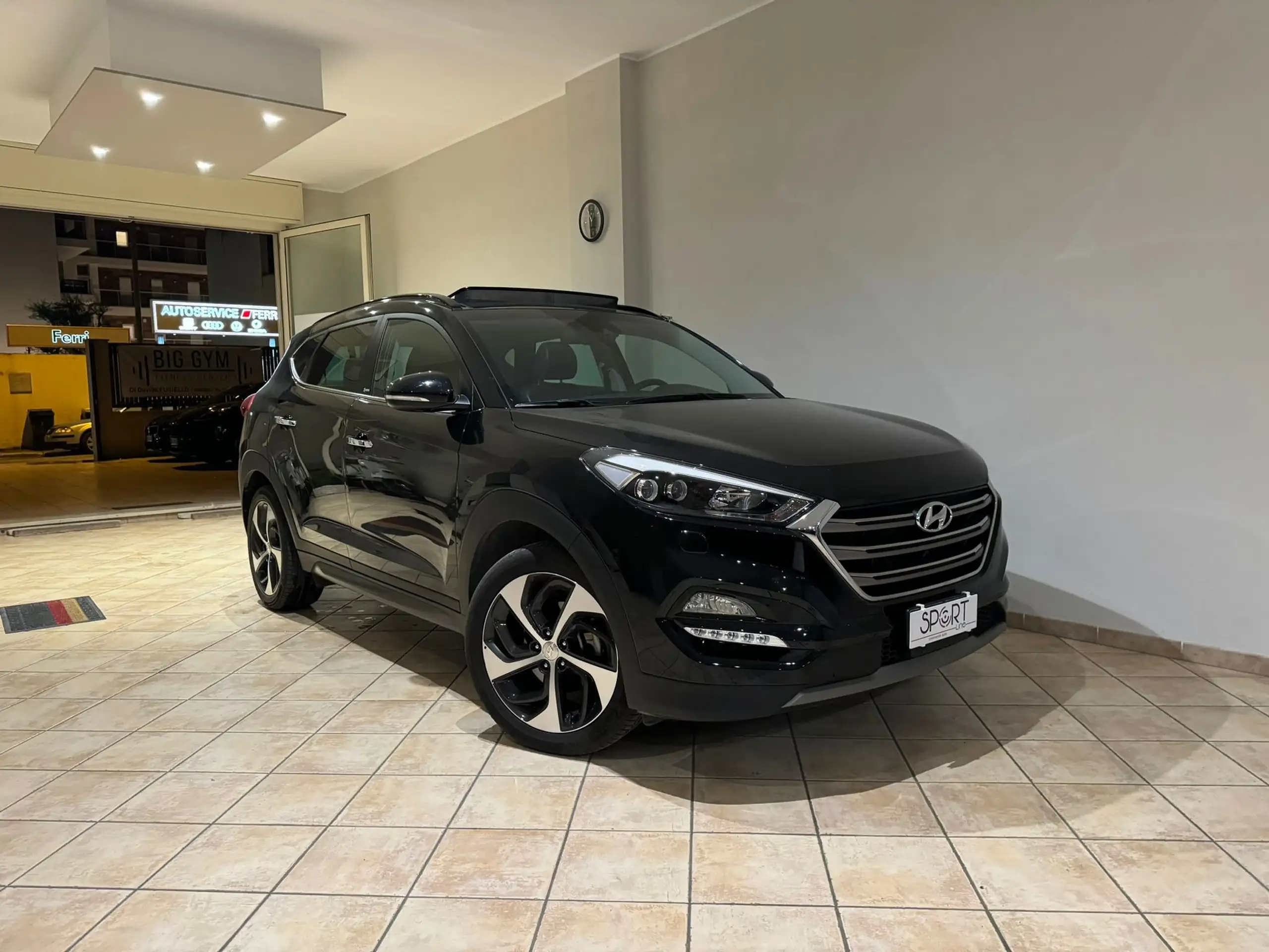 Hyundai - TUCSON