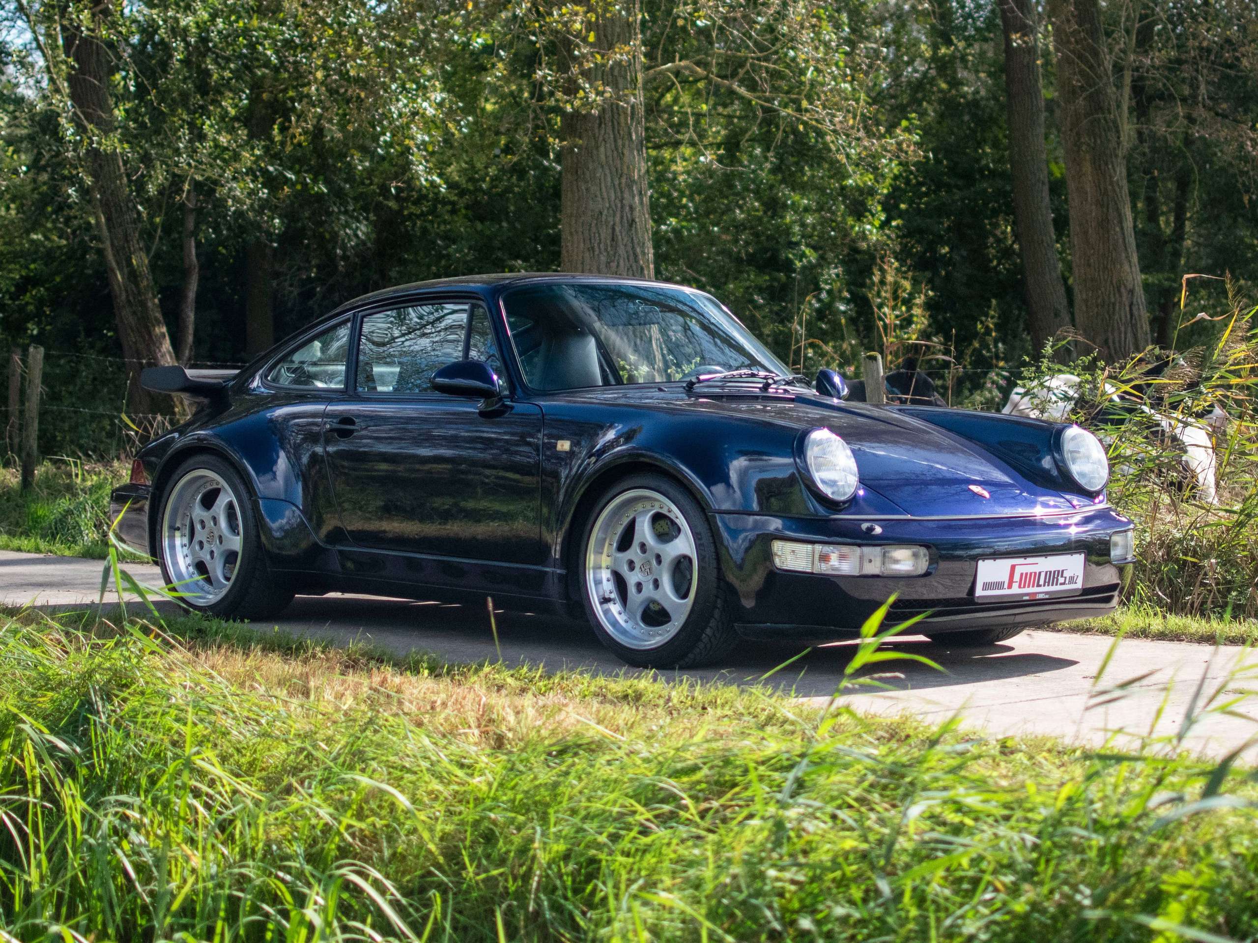 Porsche - 964