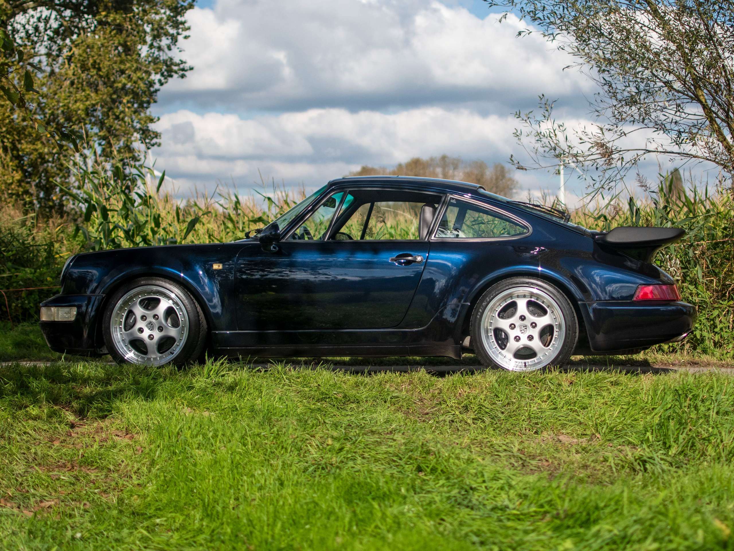 Porsche - 964