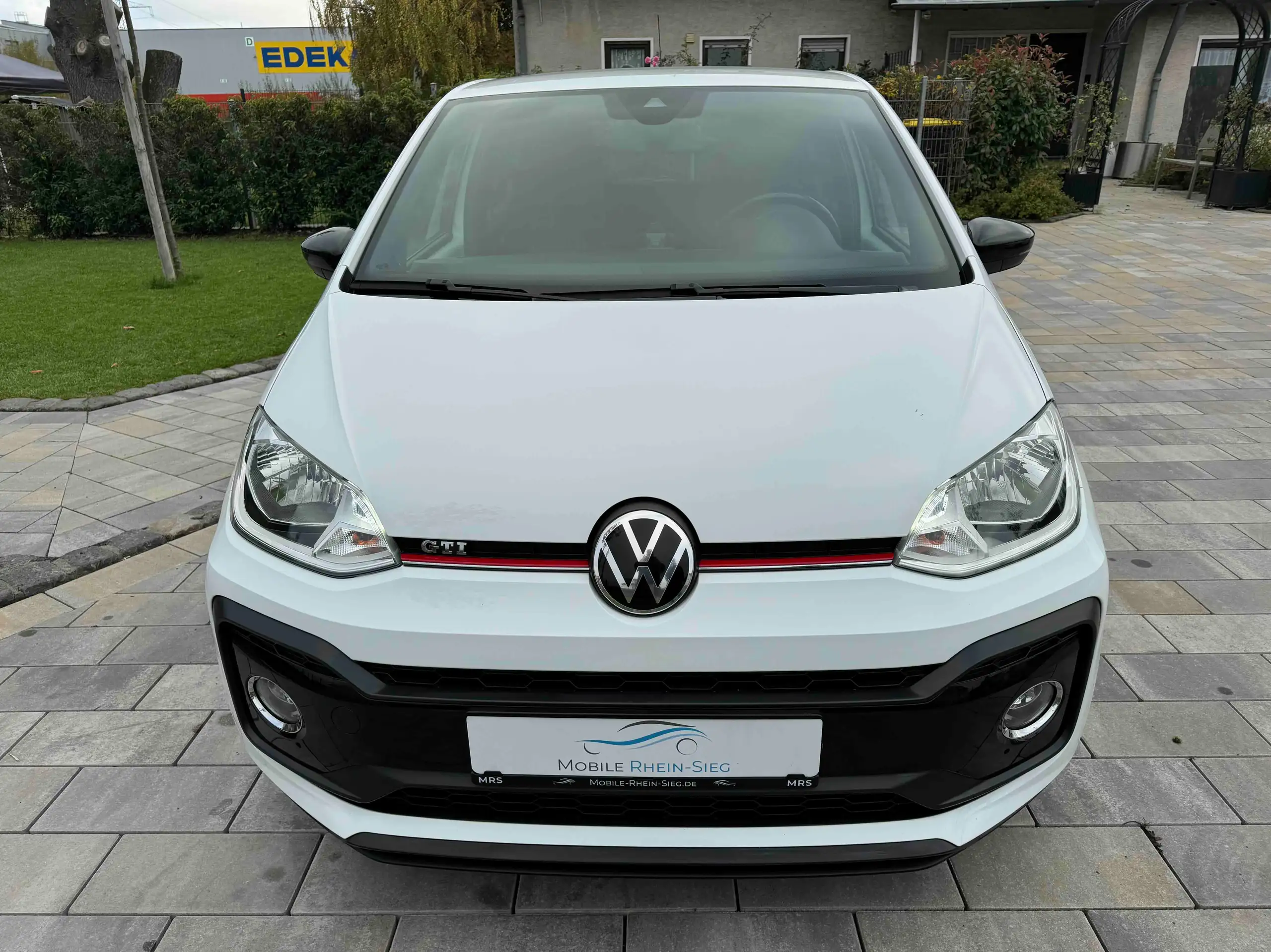 Volkswagen - up!