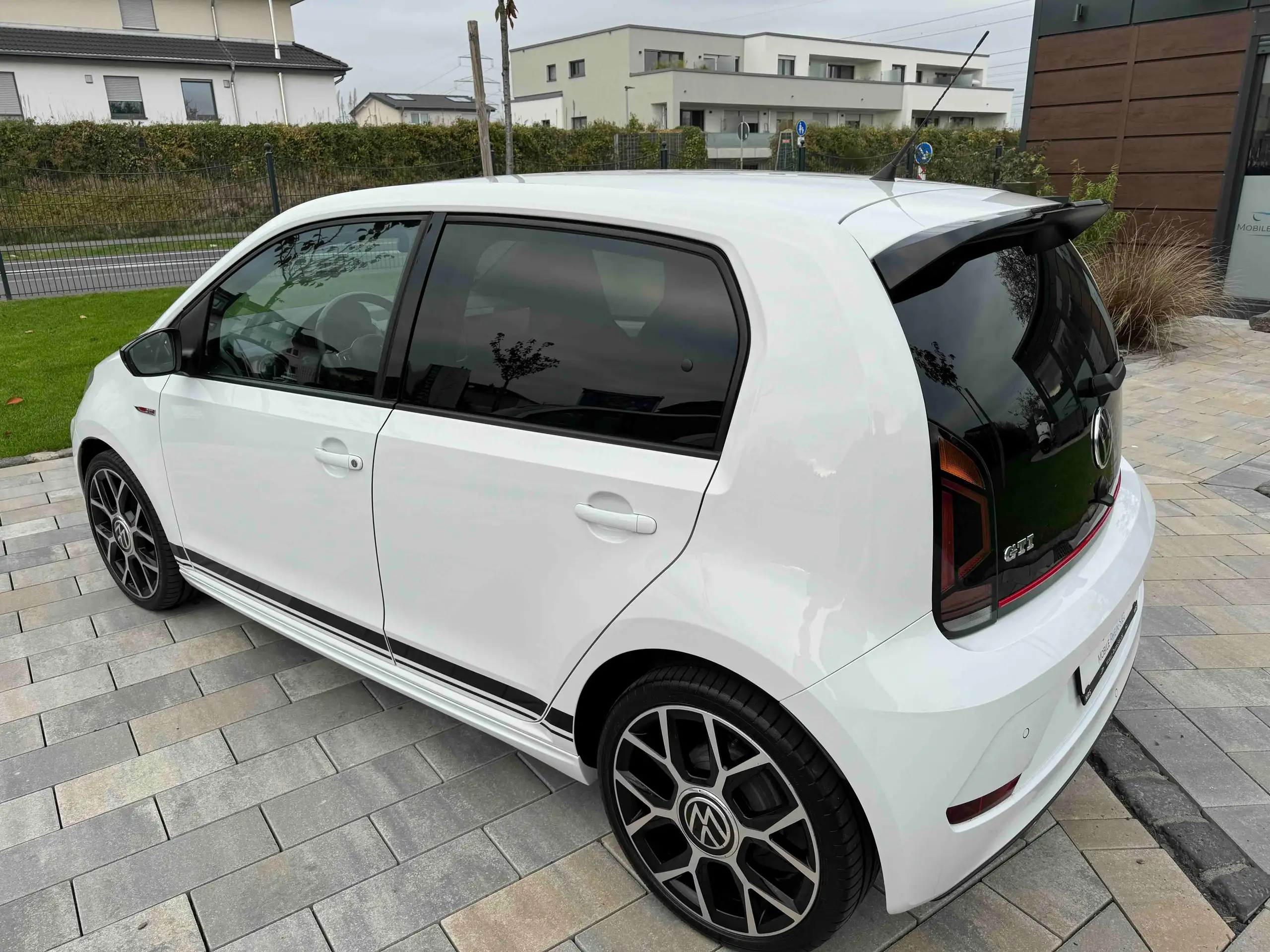 Volkswagen - up!