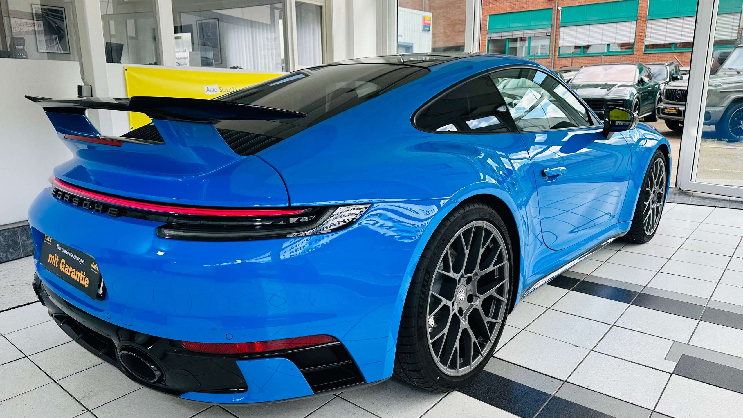 Porsche - 992