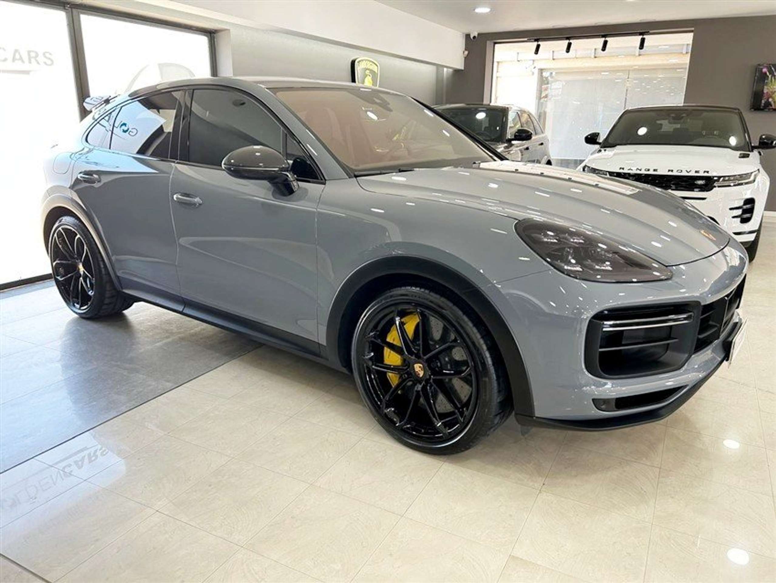 Porsche - Cayenne