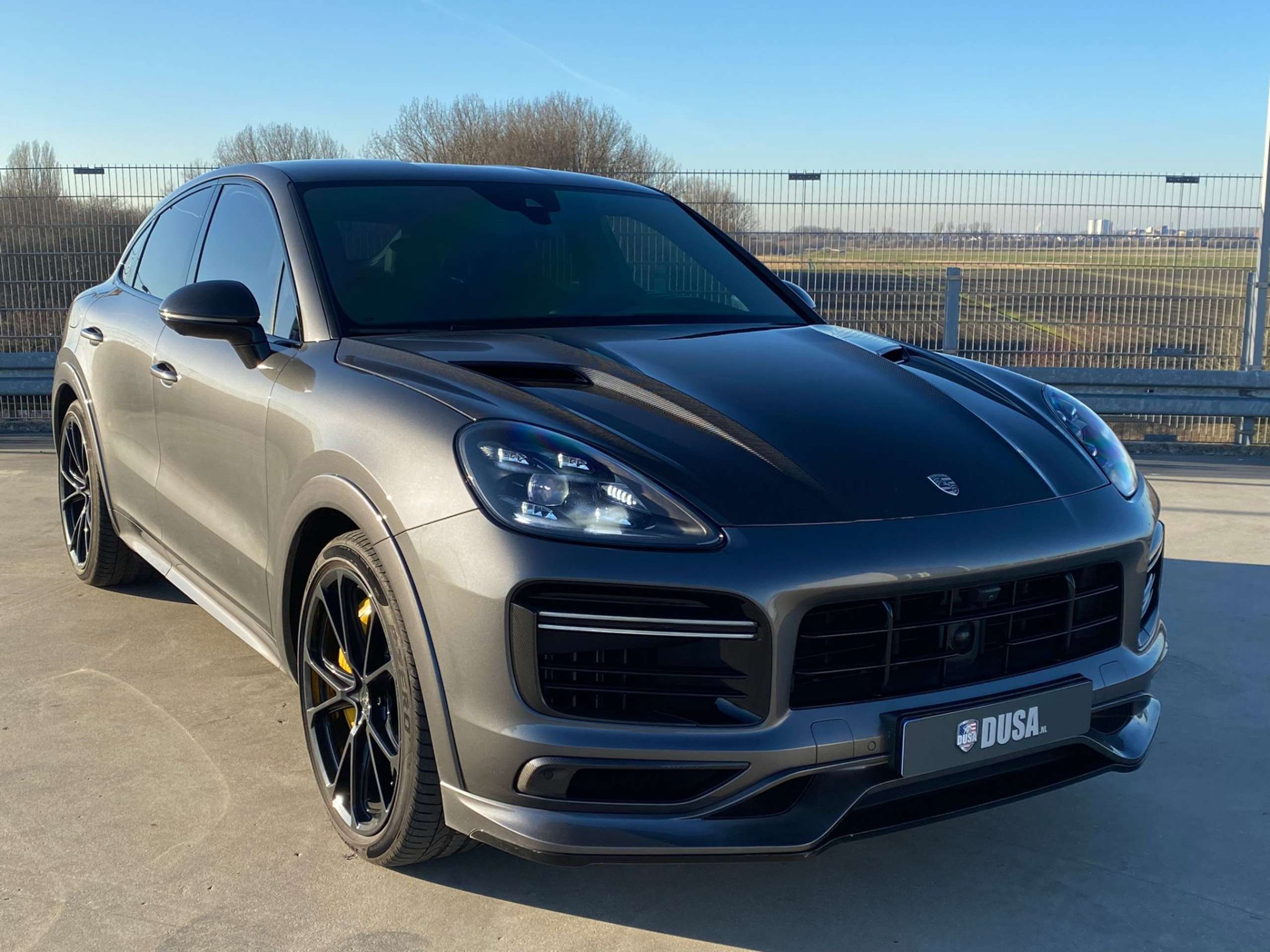 Porsche - Cayenne