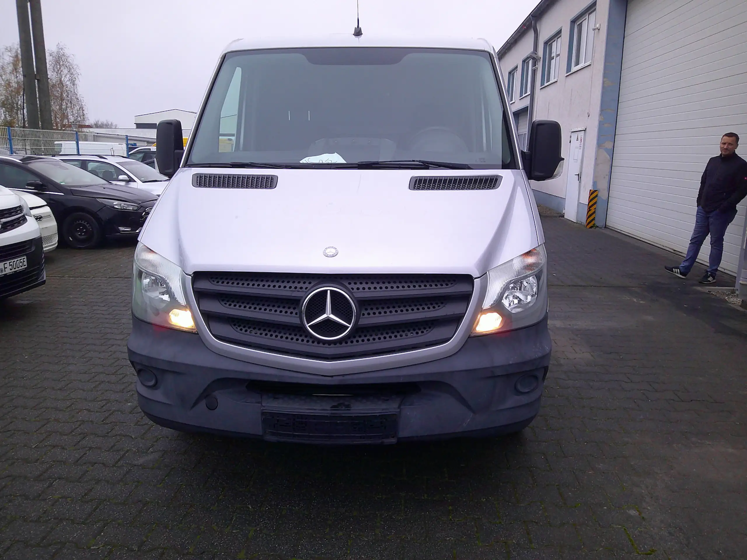 Mercedes-Benz - Sprinter