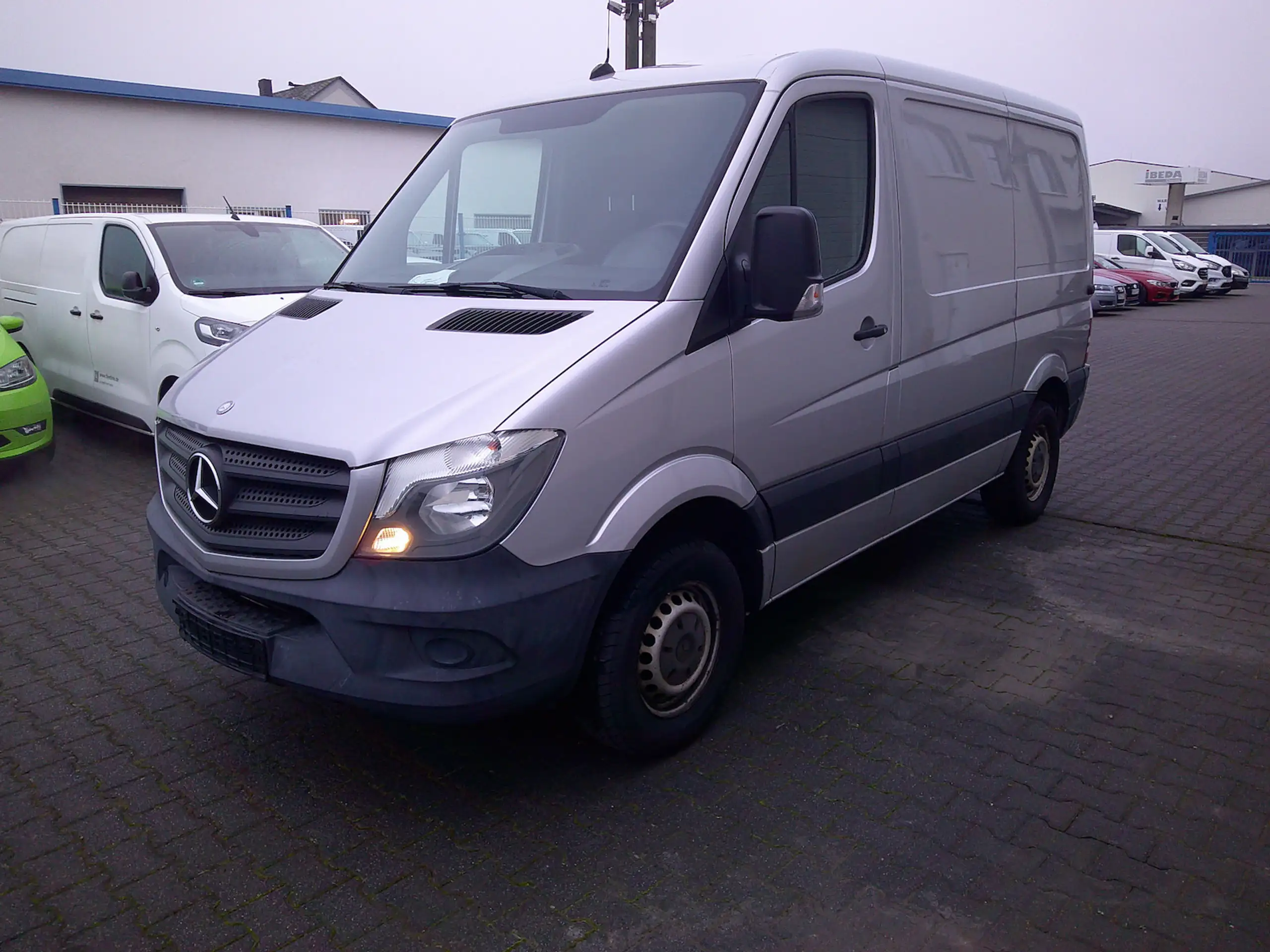 Mercedes-Benz - Sprinter