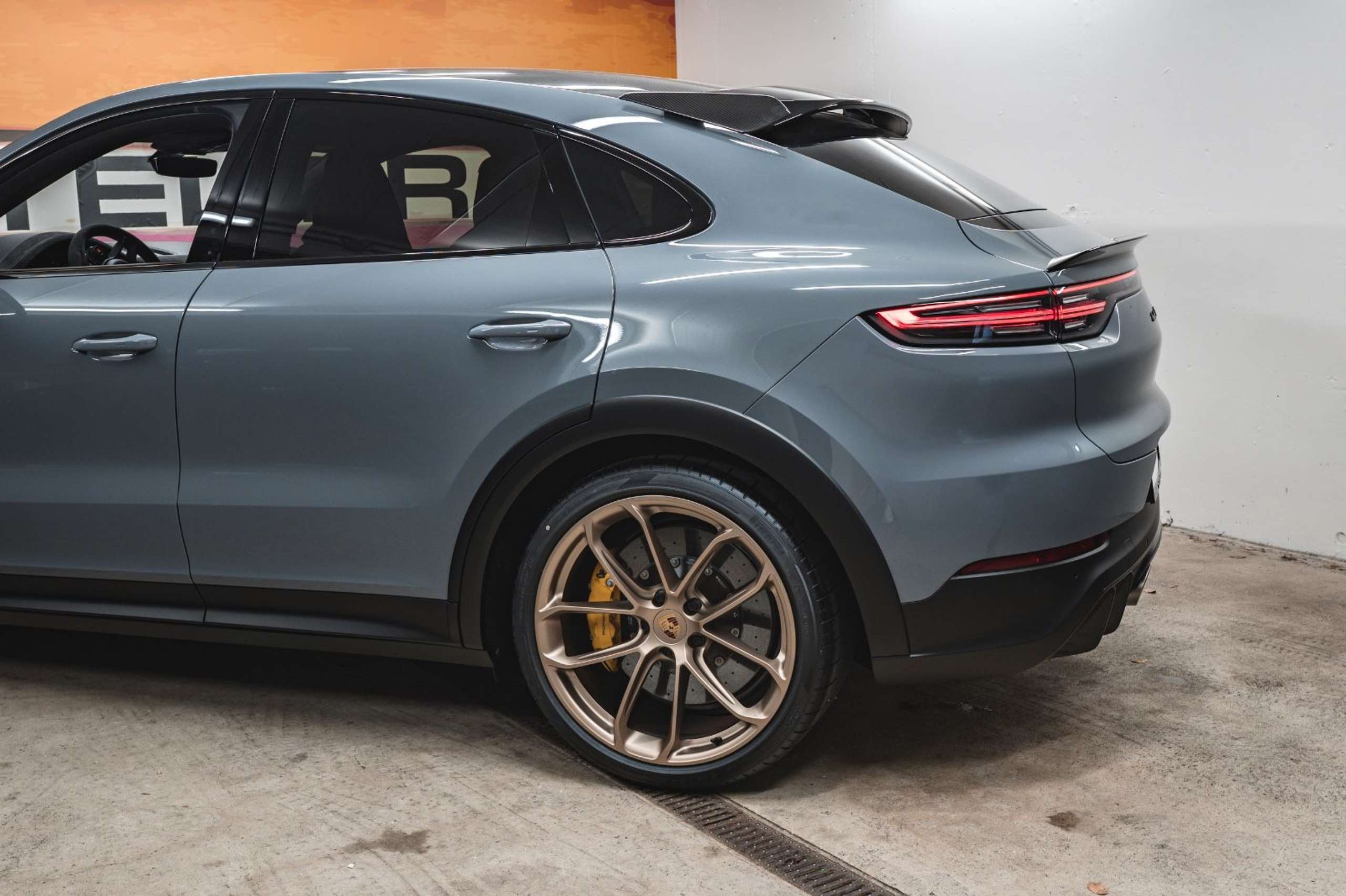 Porsche - Cayenne