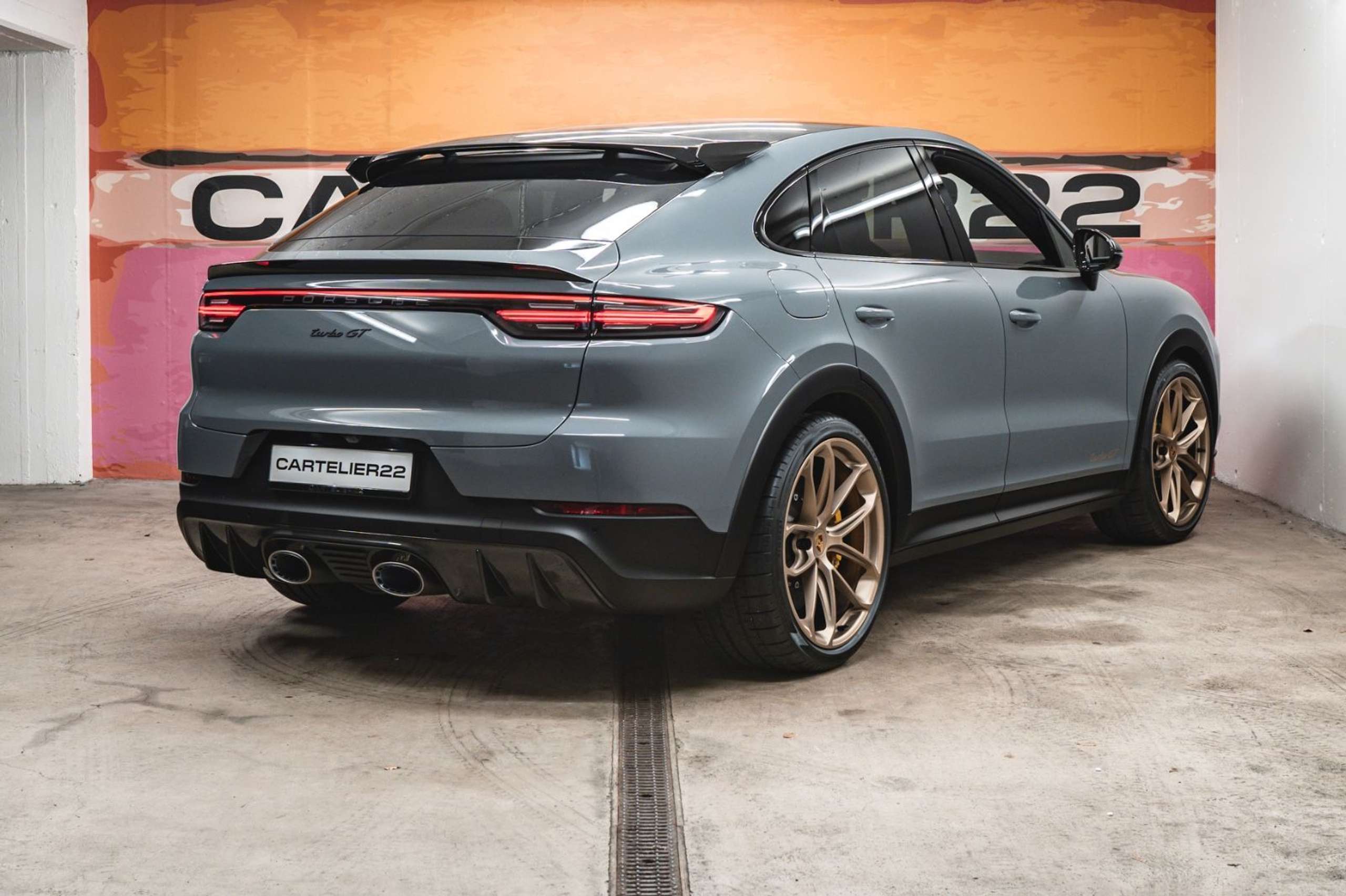 Porsche - Cayenne