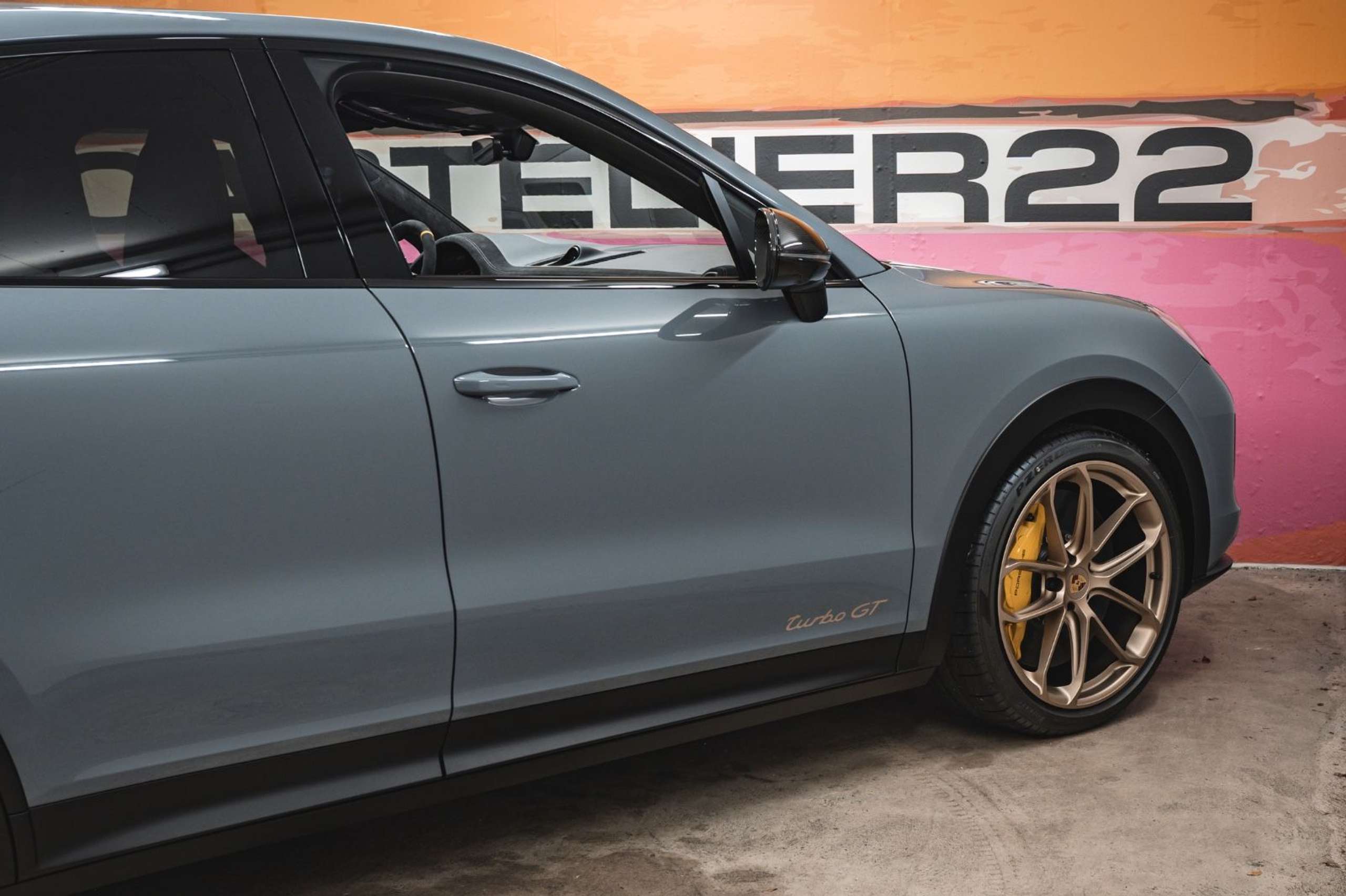 Porsche - Cayenne